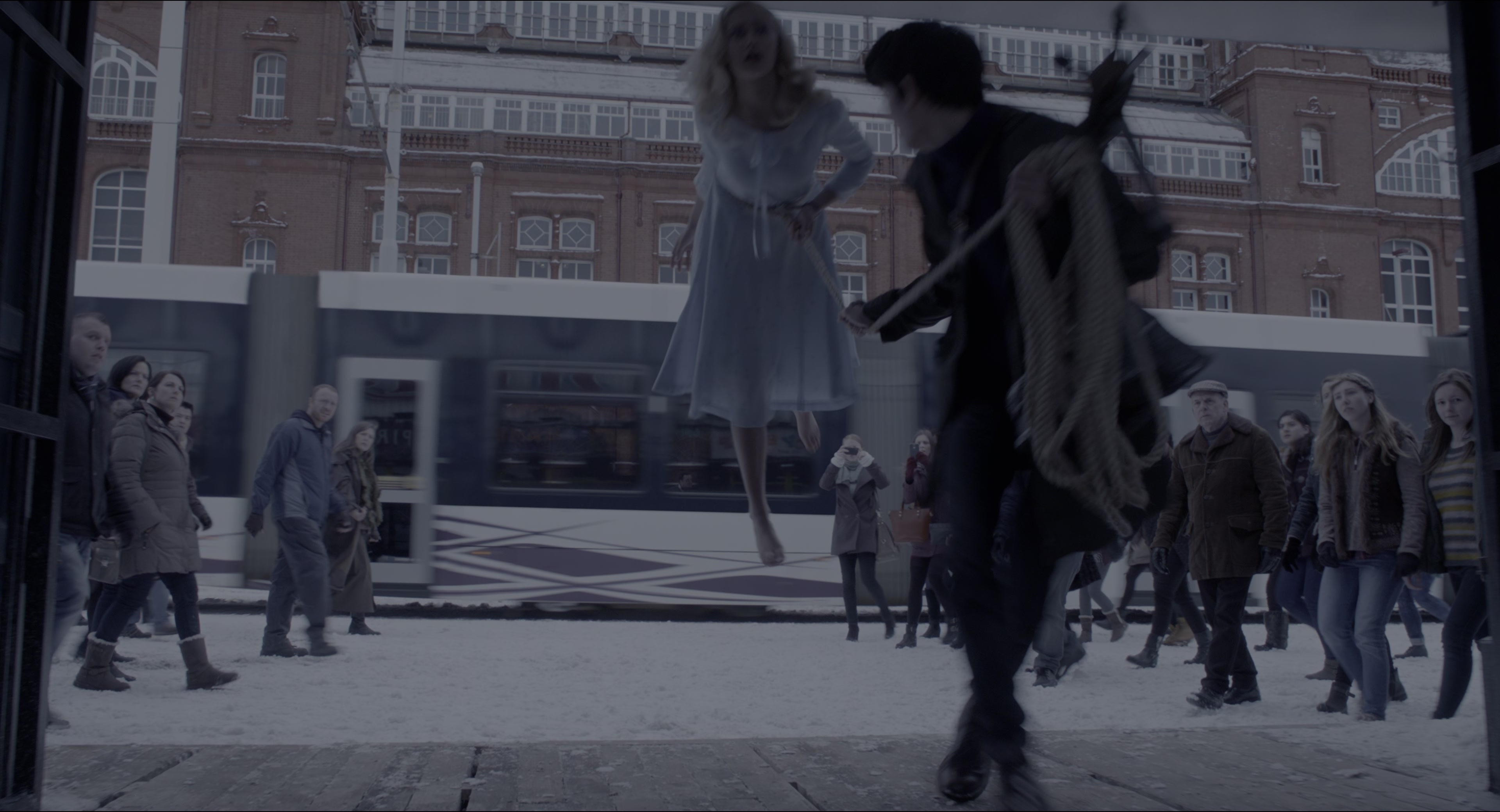 Miss Peregrine's Home for Peculiar Children (2016), wide, 1.85:1 — film still