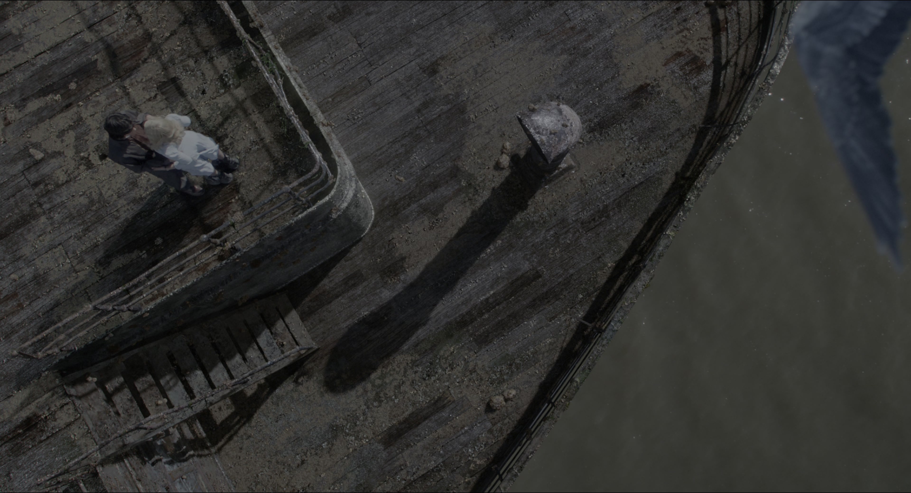 Miss Peregrine's Home for Peculiar Children (2016), wide, 1.85:1 — film still