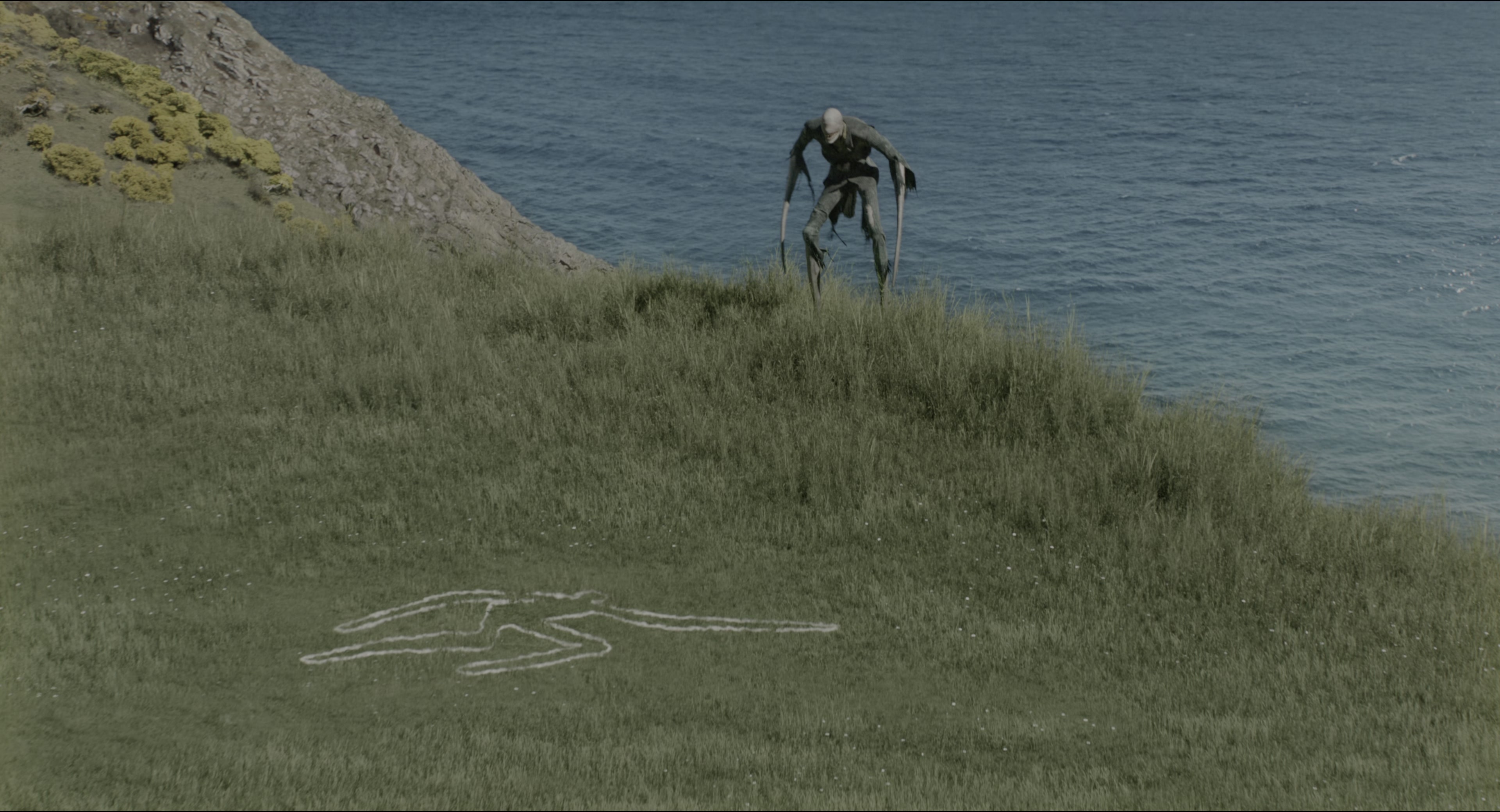 Miss Peregrine's Home for Peculiar Children (2016), wide, 1.85:1 — film still