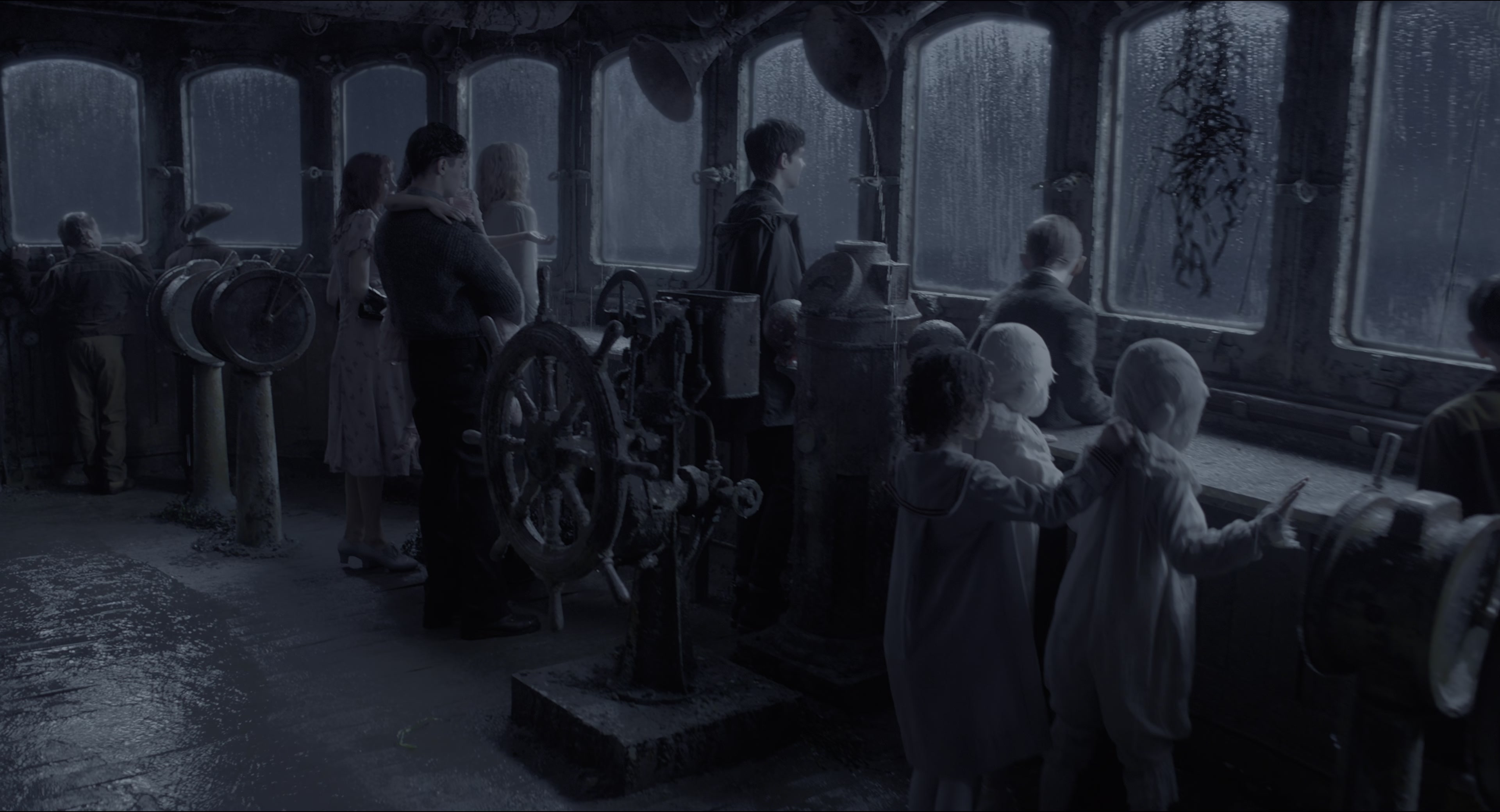 Miss Peregrine's Home for Peculiar Children (2016), wide, 1.85:1 — film still