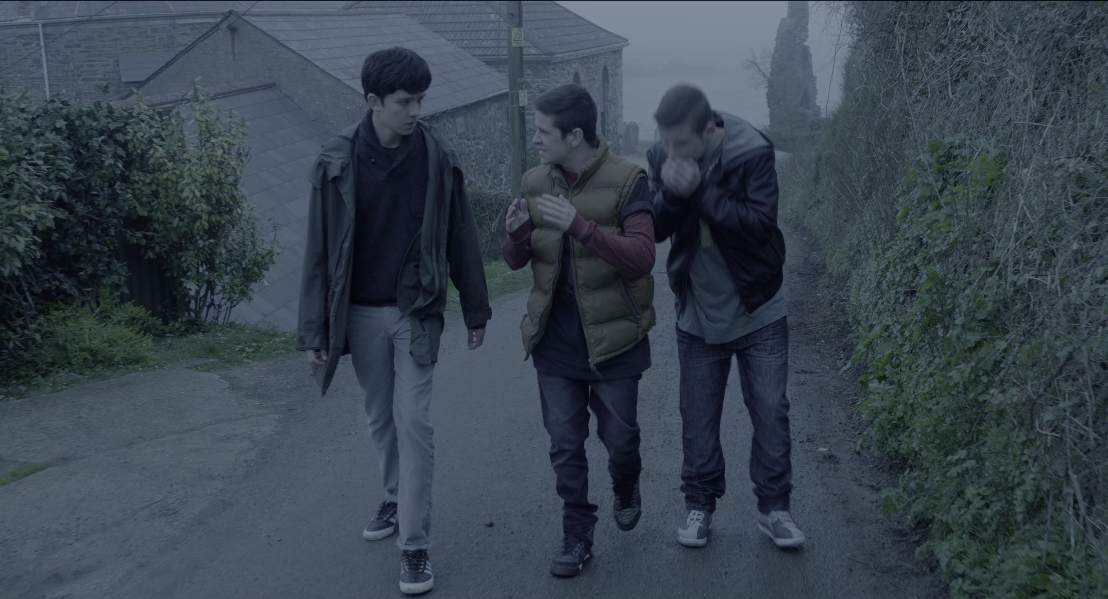 Miss Peregrine's Home for Peculiar Children (2016), wide, 1.85:1 — film still