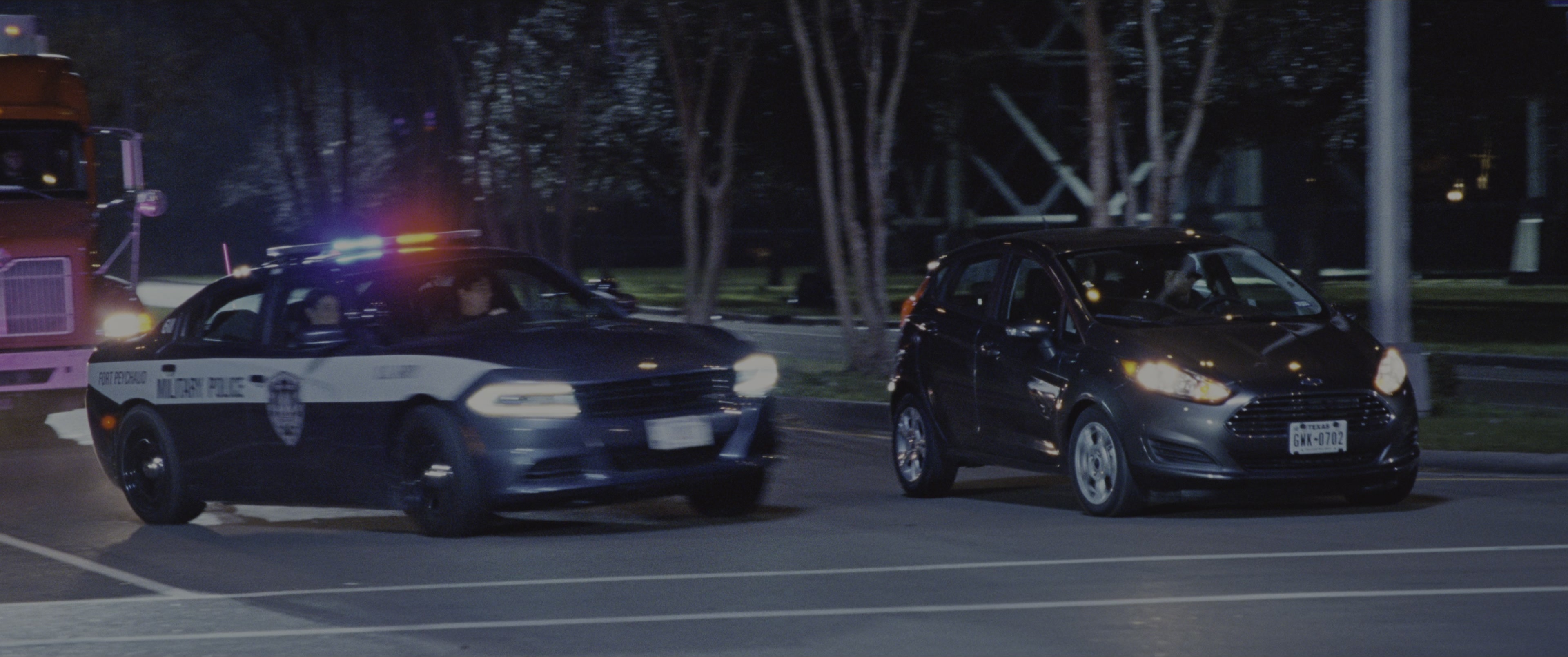 Jack Reacher: Never Go Back (2016), wide, 2.39:1 — film still