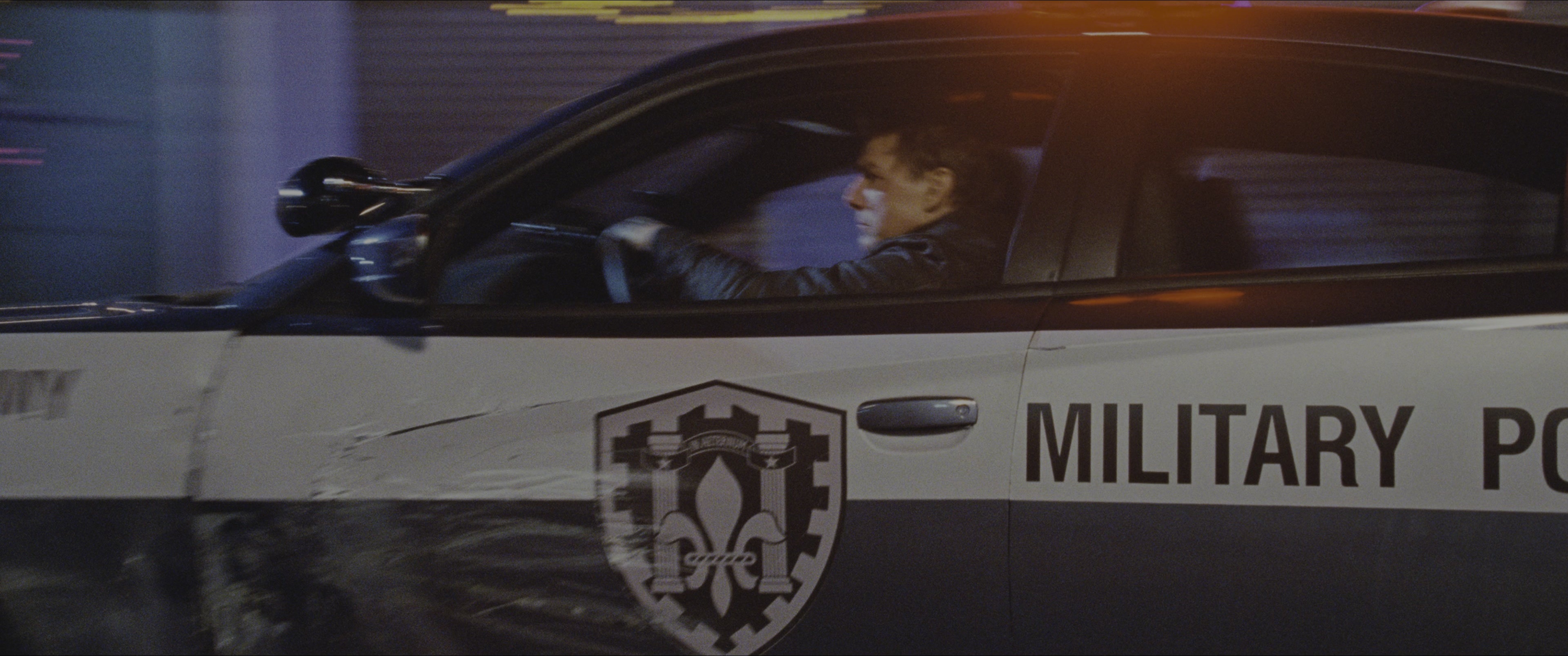 Jack Reacher: Never Go Back (2016), wide, 2.39:1 — film still