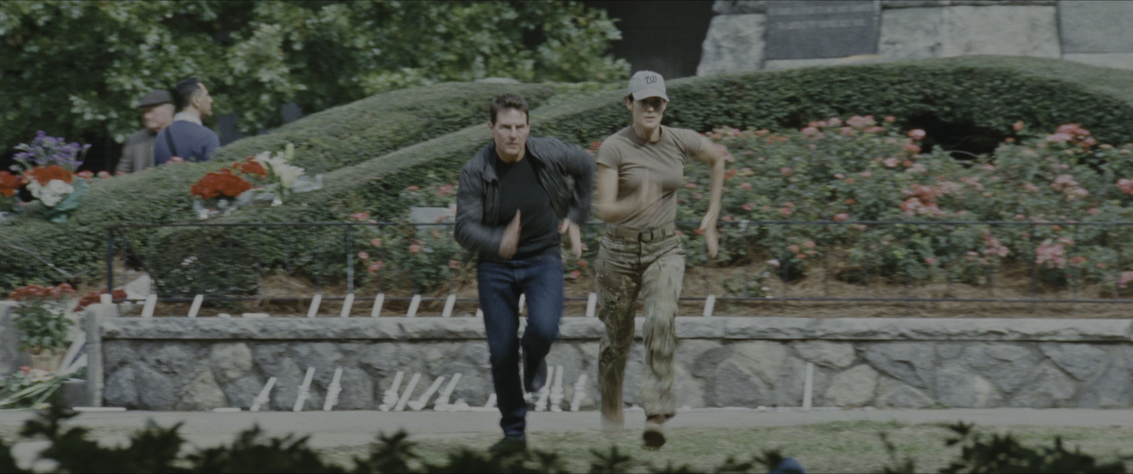 Jack Reacher: Never Go Back (2016), wide, 2.39:1 — film still