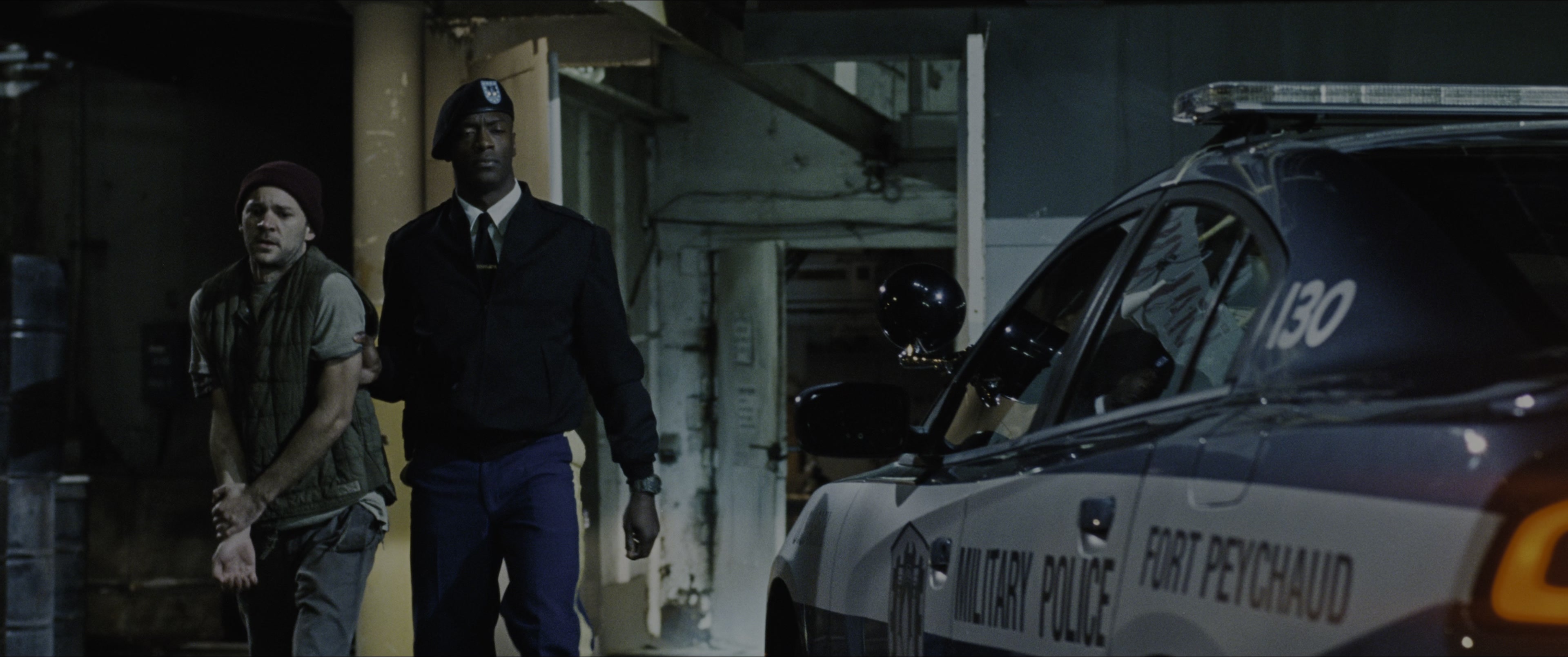 Jack Reacher: Never Go Back (2016), wide, 2.39:1 — film still