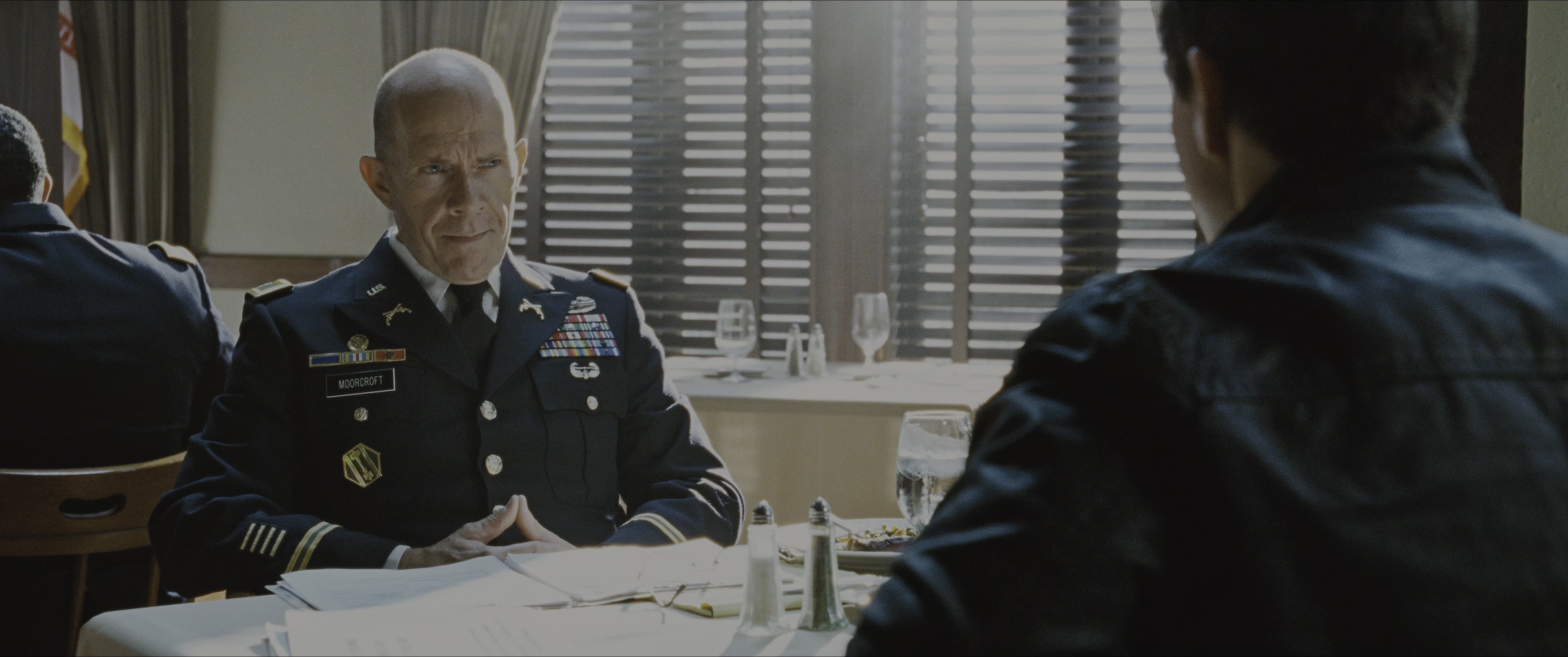 Jack Reacher: Never Go Back (2016), wide, 2.39:1 — film still
