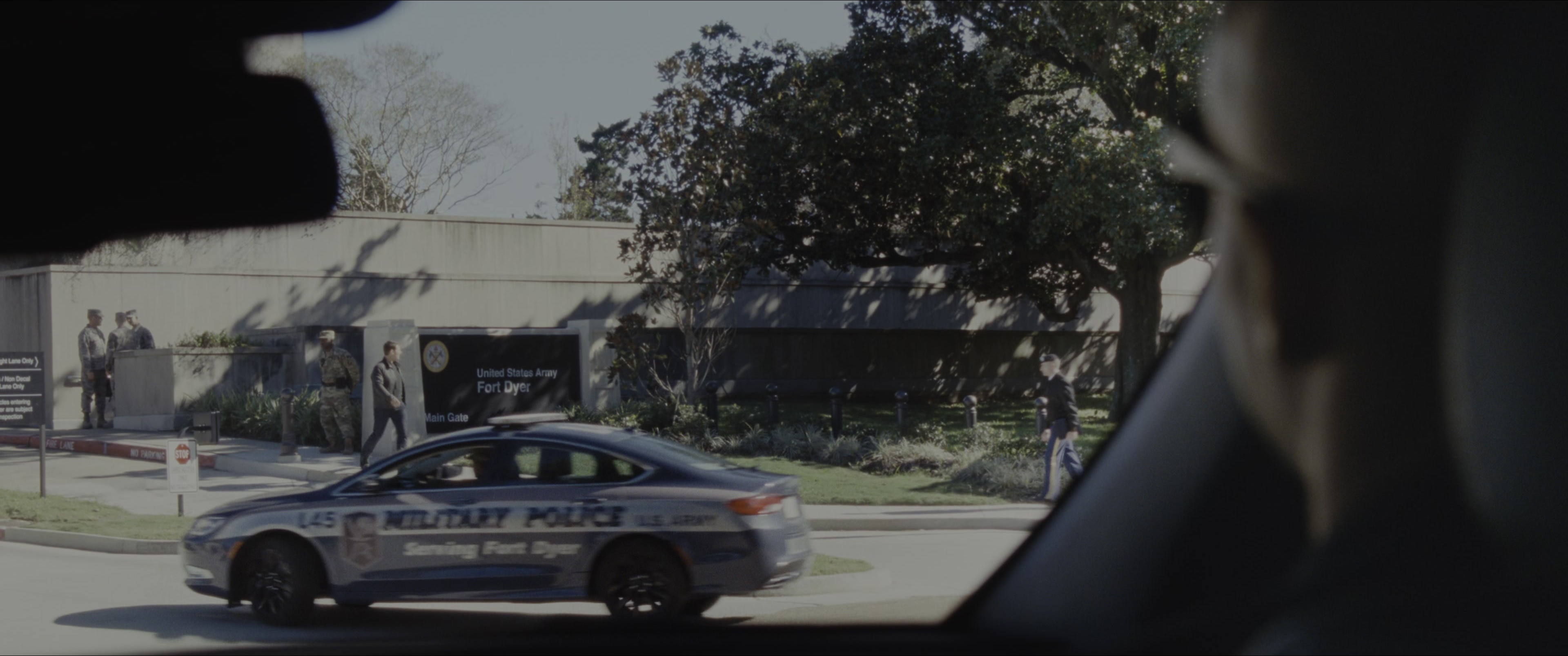 Jack Reacher: Never Go Back (2016), wide, 2.39:1 — film still