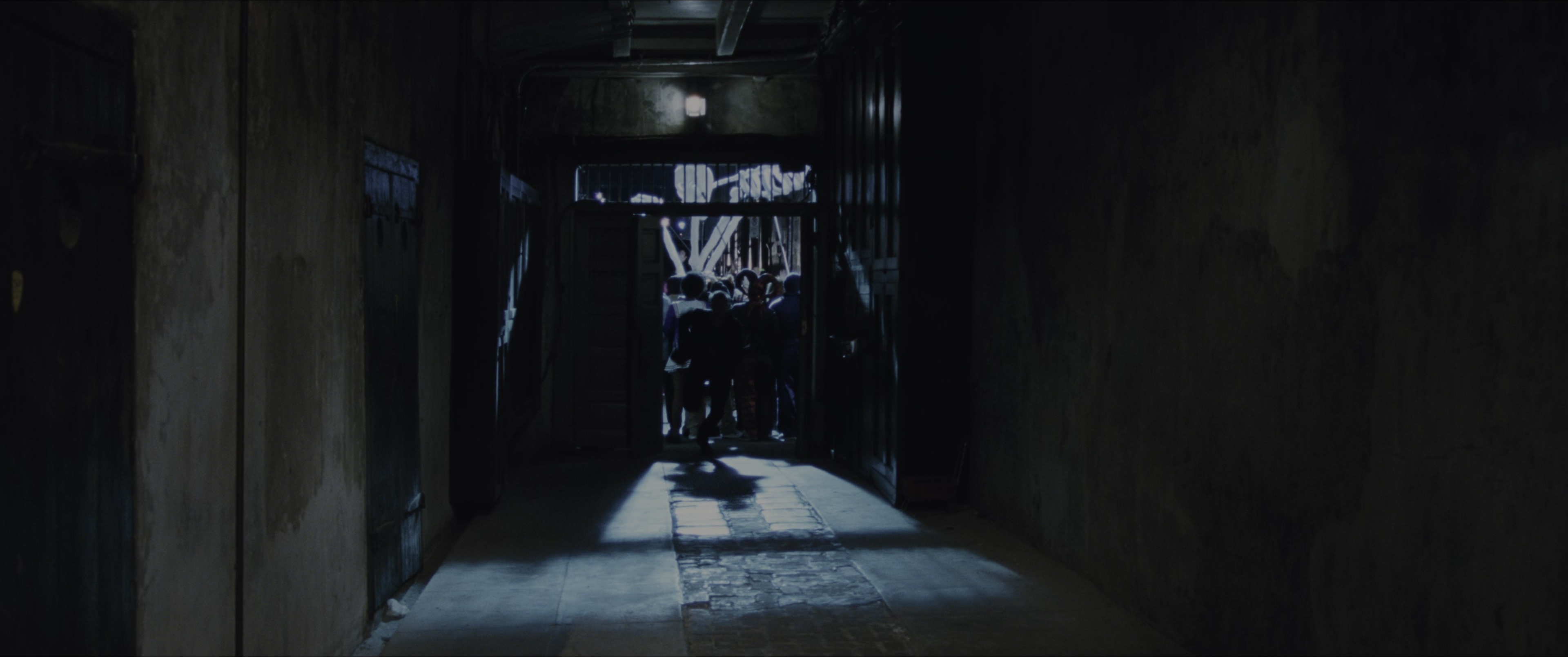 Jack Reacher: Never Go Back (2016), wide, 2.39:1 — film still