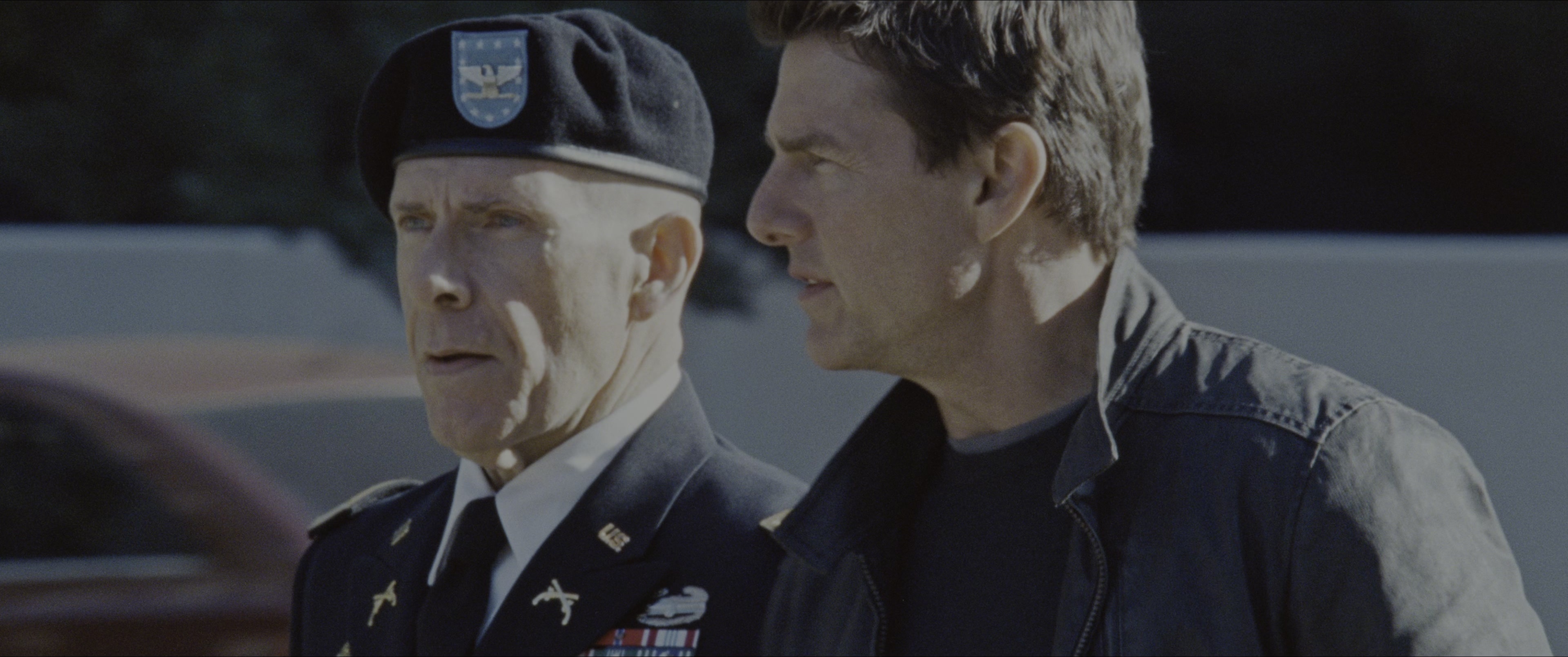 Jack Reacher: Never Go Back (2016), wide, 2.39:1 — film still