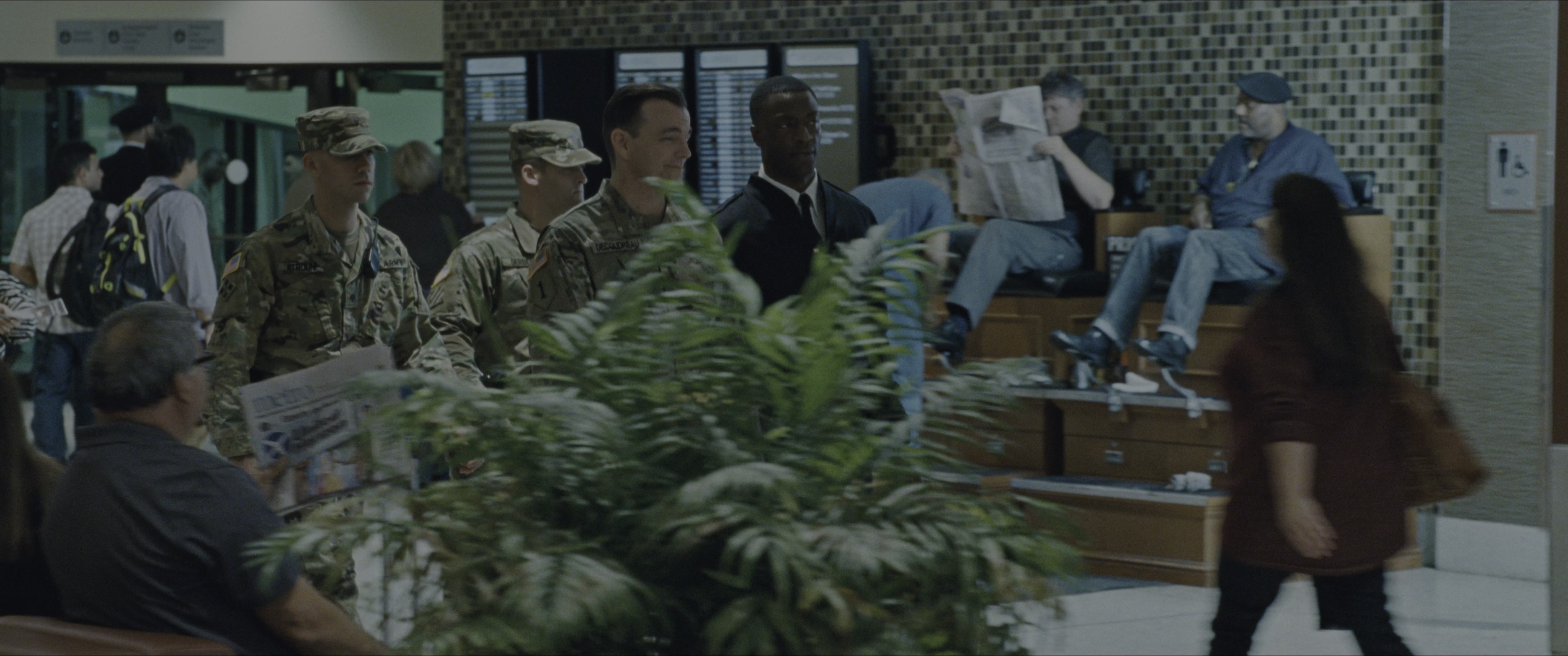 Jack Reacher: Never Go Back (2016), wide, 2.39:1 — film still