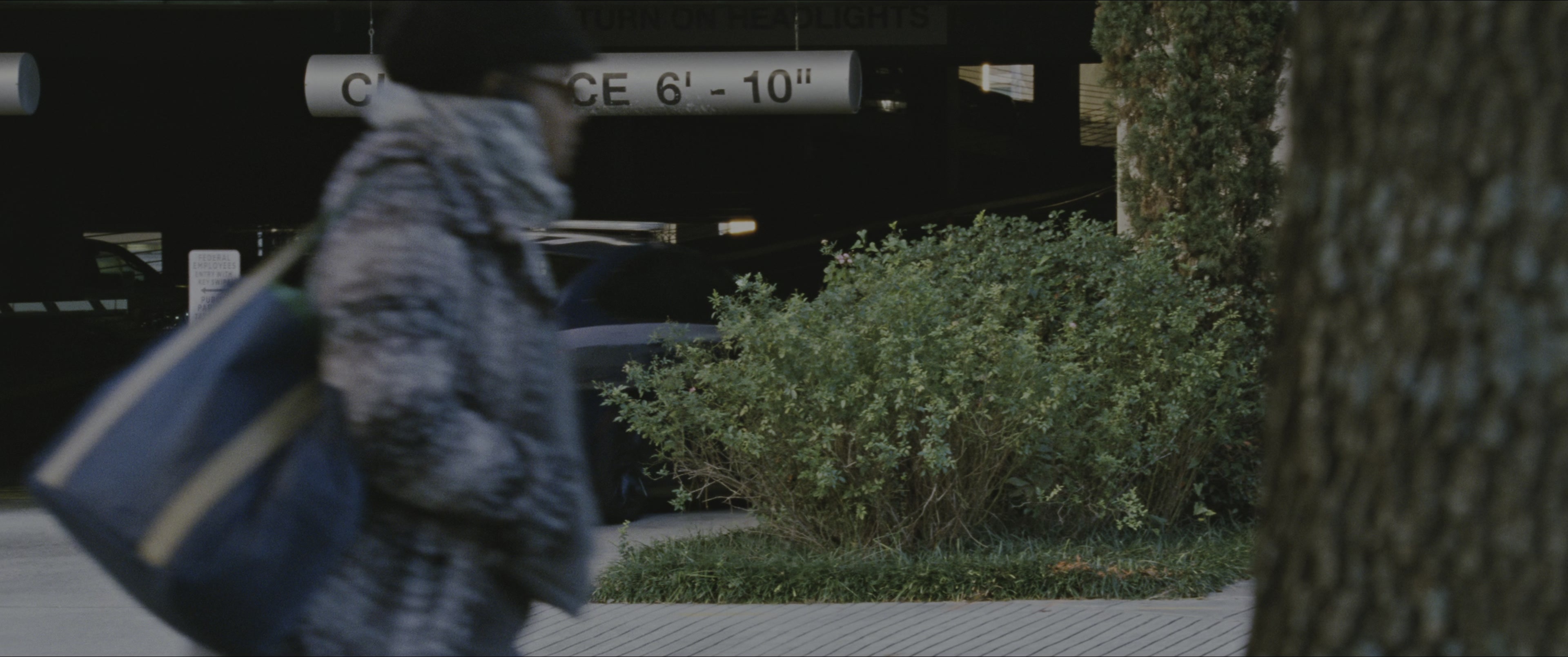 Jack Reacher: Never Go Back (2016), wide, 2.39:1 — film still