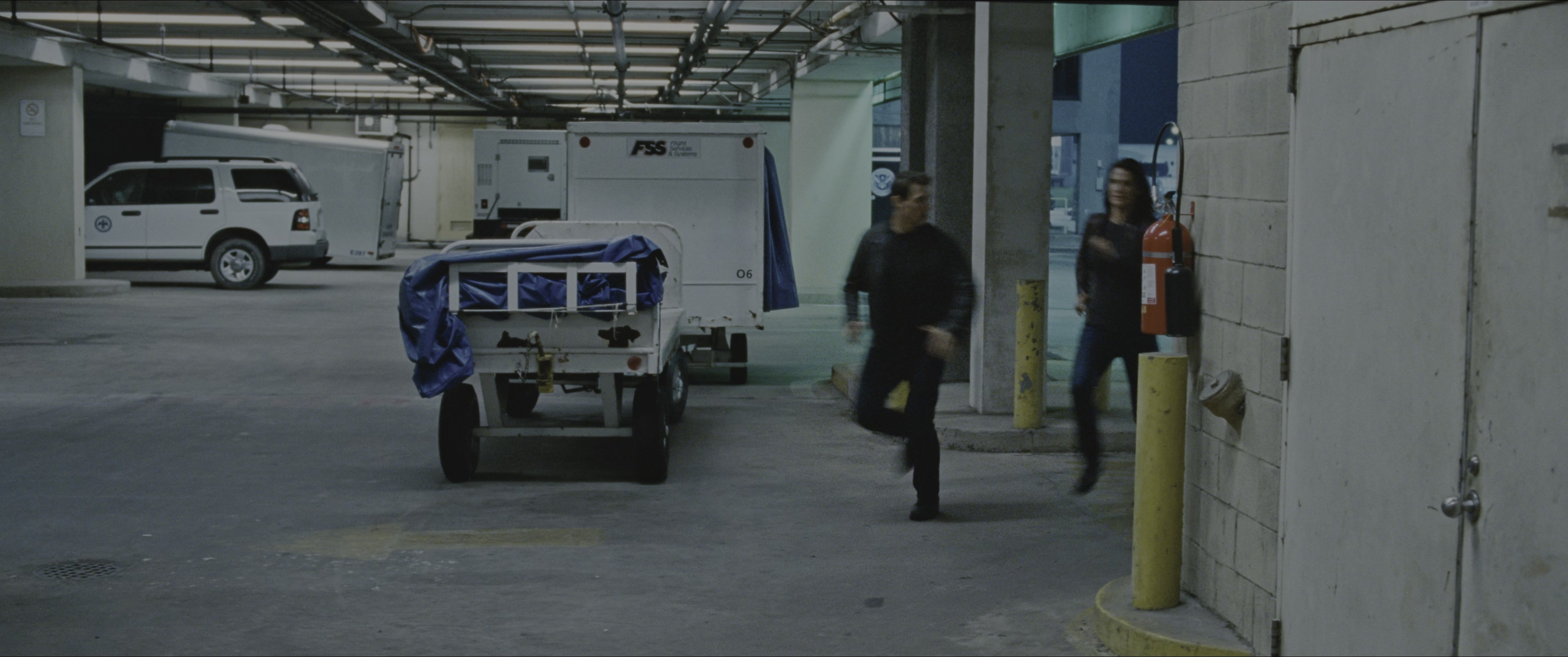 Jack Reacher: Never Go Back (2016), wide, 2.39:1 — film still