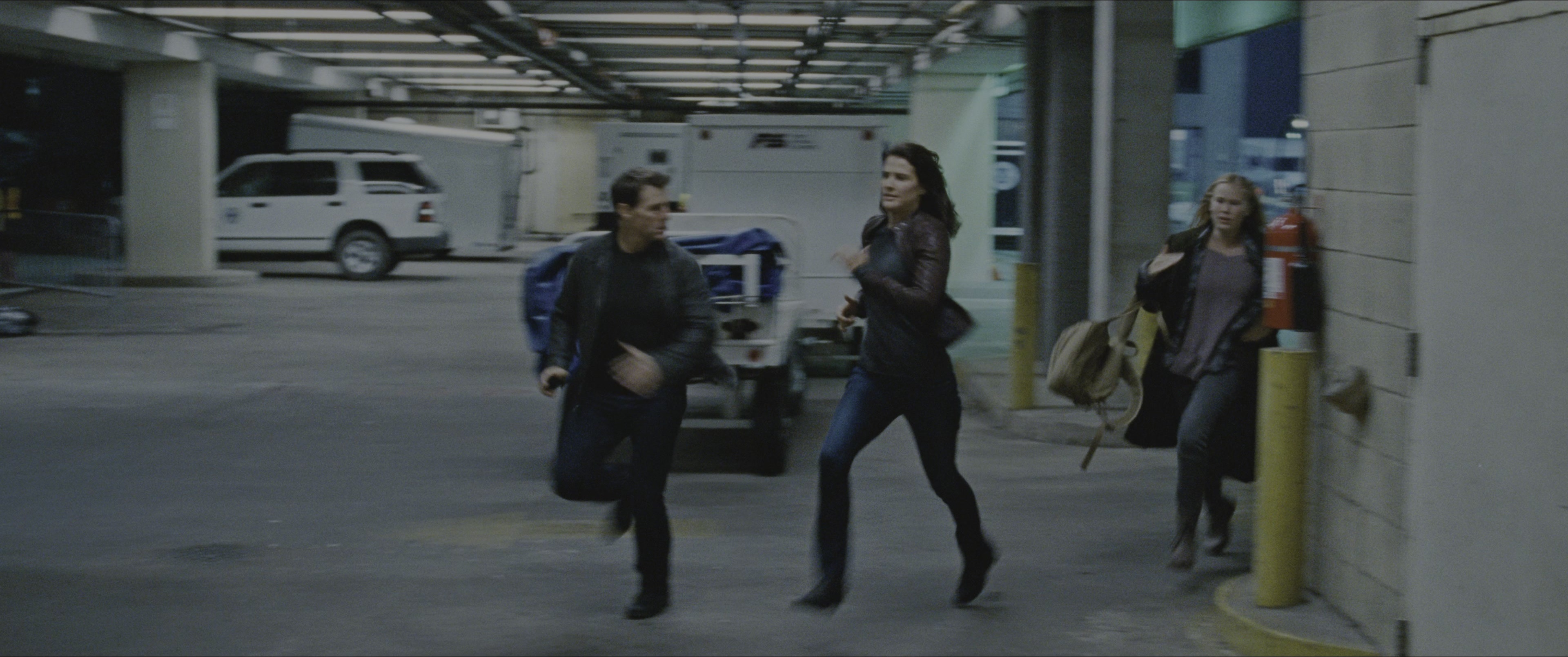 Jack Reacher: Never Go Back (2016), wide, 2.39:1 — film still