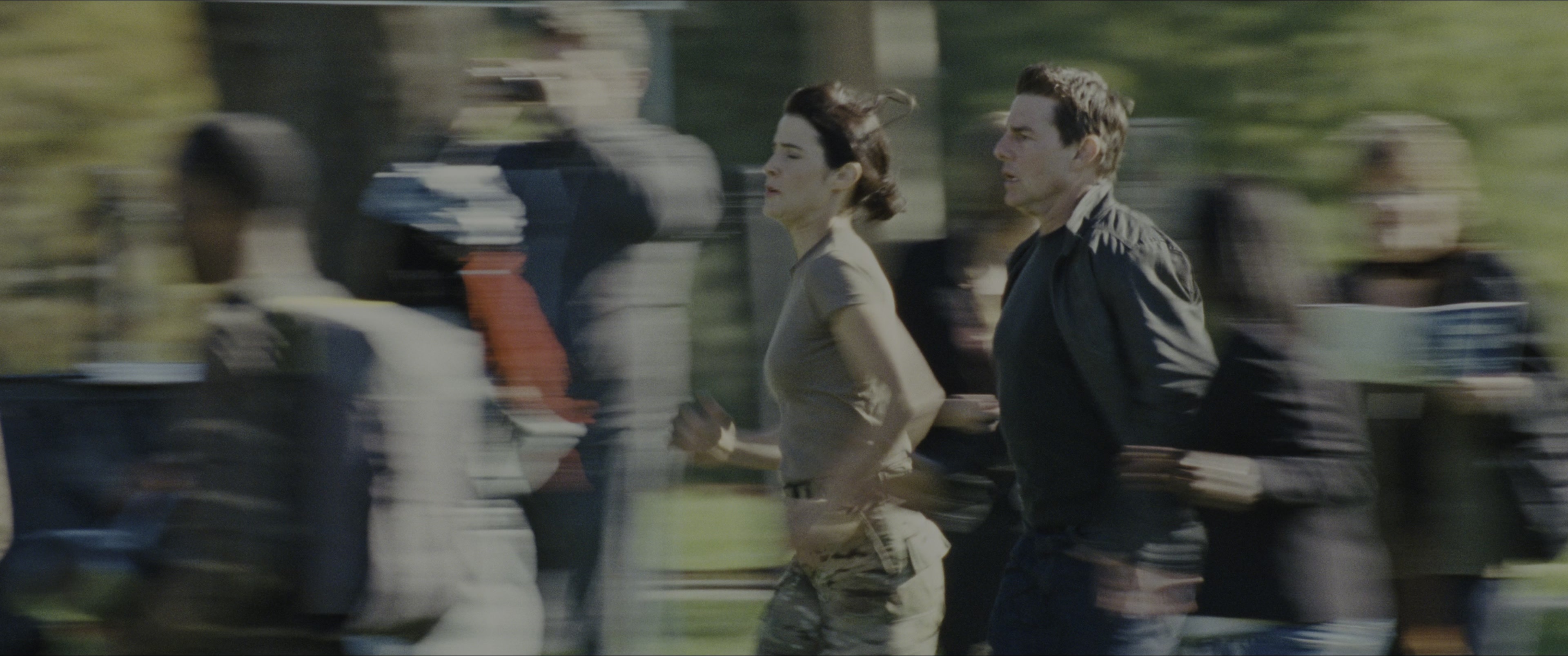 Jack Reacher: Never Go Back (2016), wide, 2.39:1 — film still