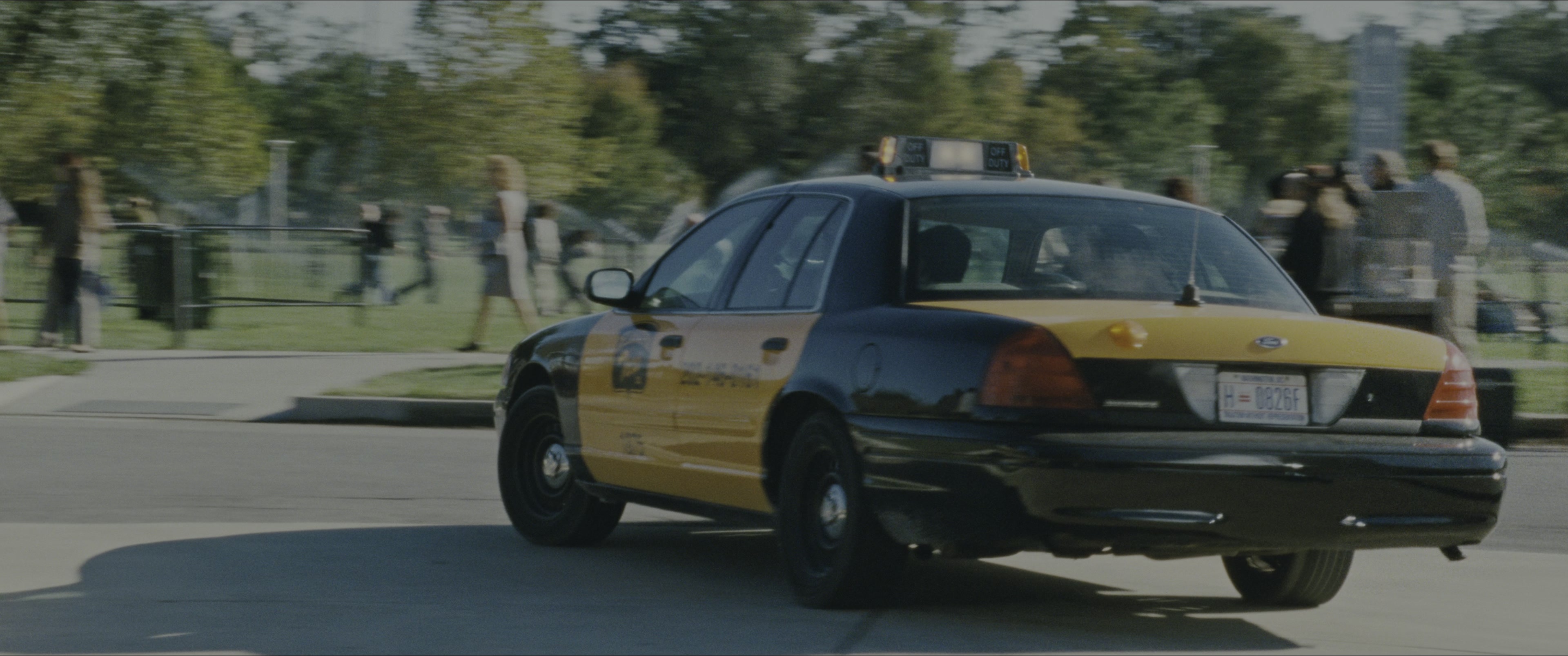 Jack Reacher: Never Go Back (2016), wide, 2.39:1 — film still