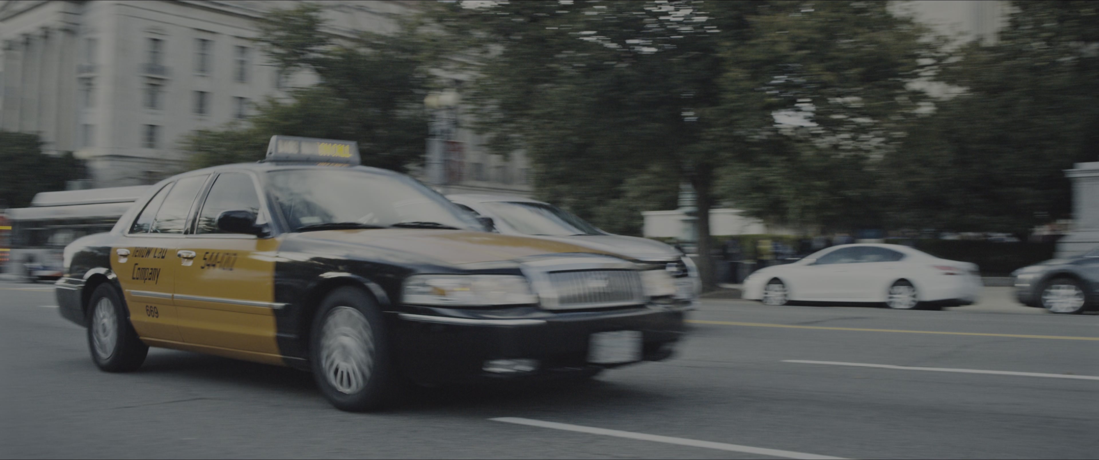 Jack Reacher: Never Go Back (2016), wide, 2.39:1 — film still