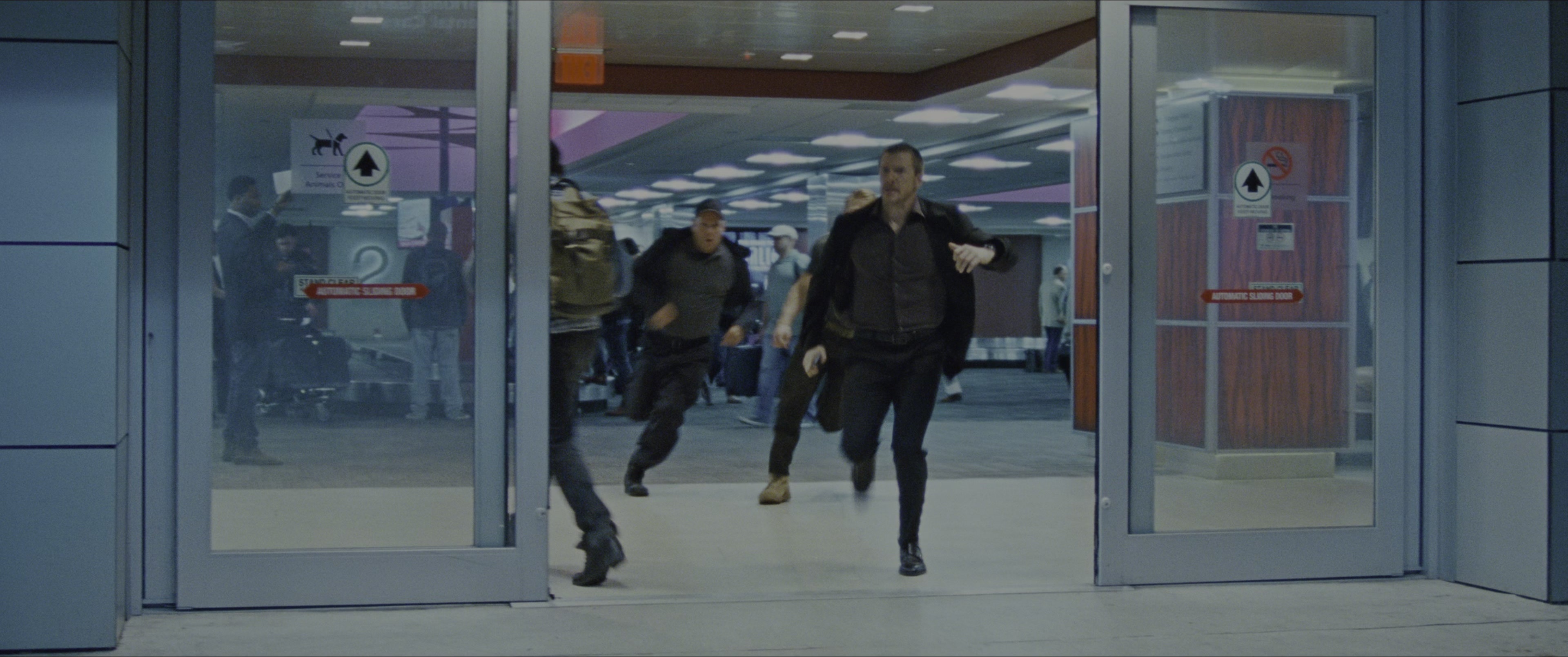 Jack Reacher: Never Go Back (2016), wide, 2.39:1 — film still