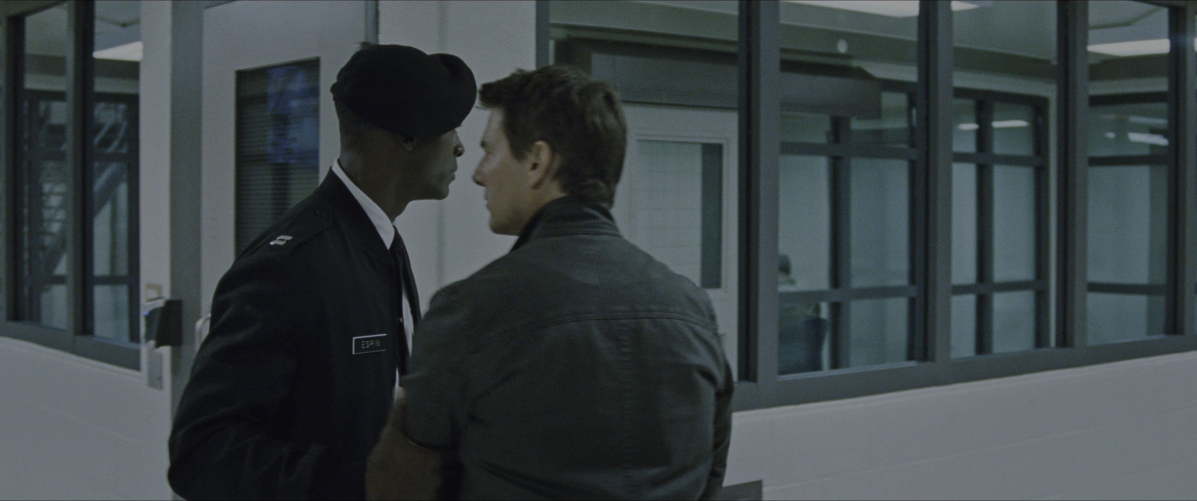 Jack Reacher: Never Go Back (2016), wide, 2.39:1 — film still