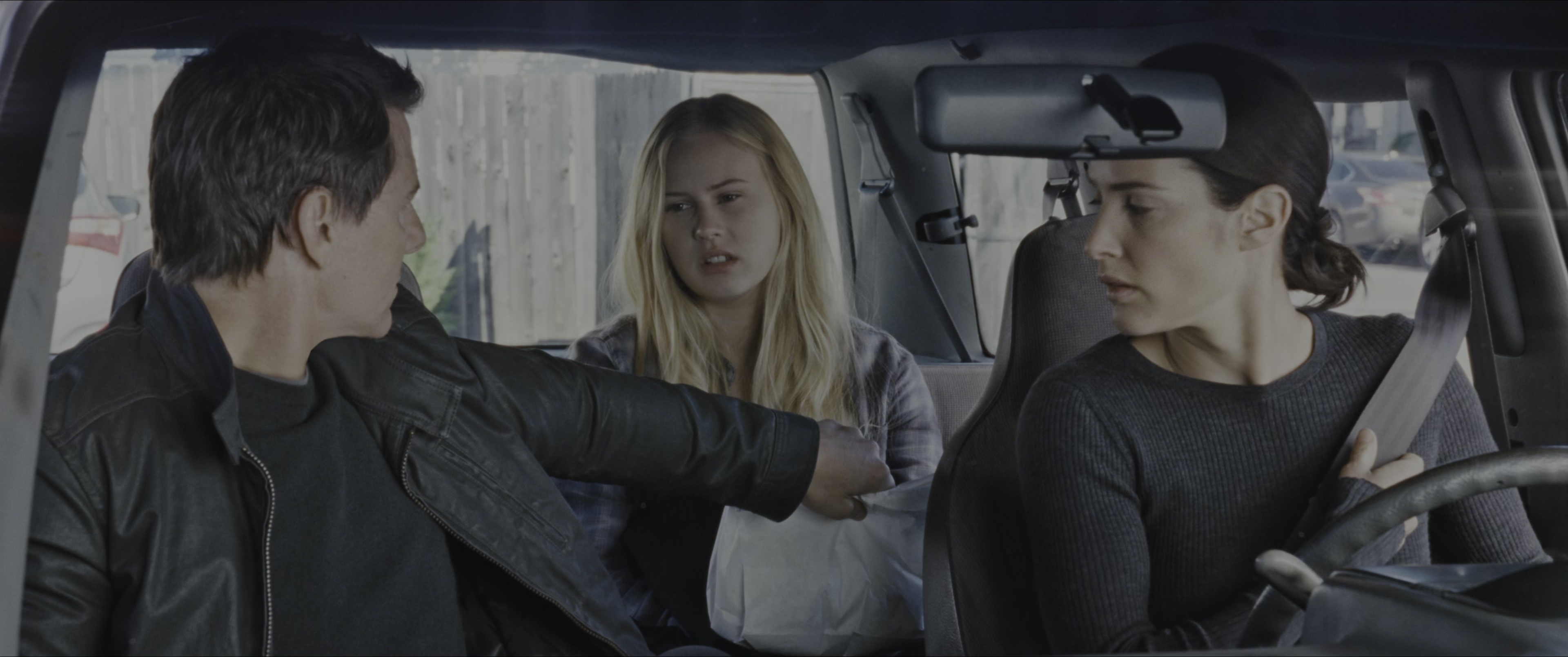 Jack Reacher: Never Go Back (2016), wide, 2.39:1 — film still