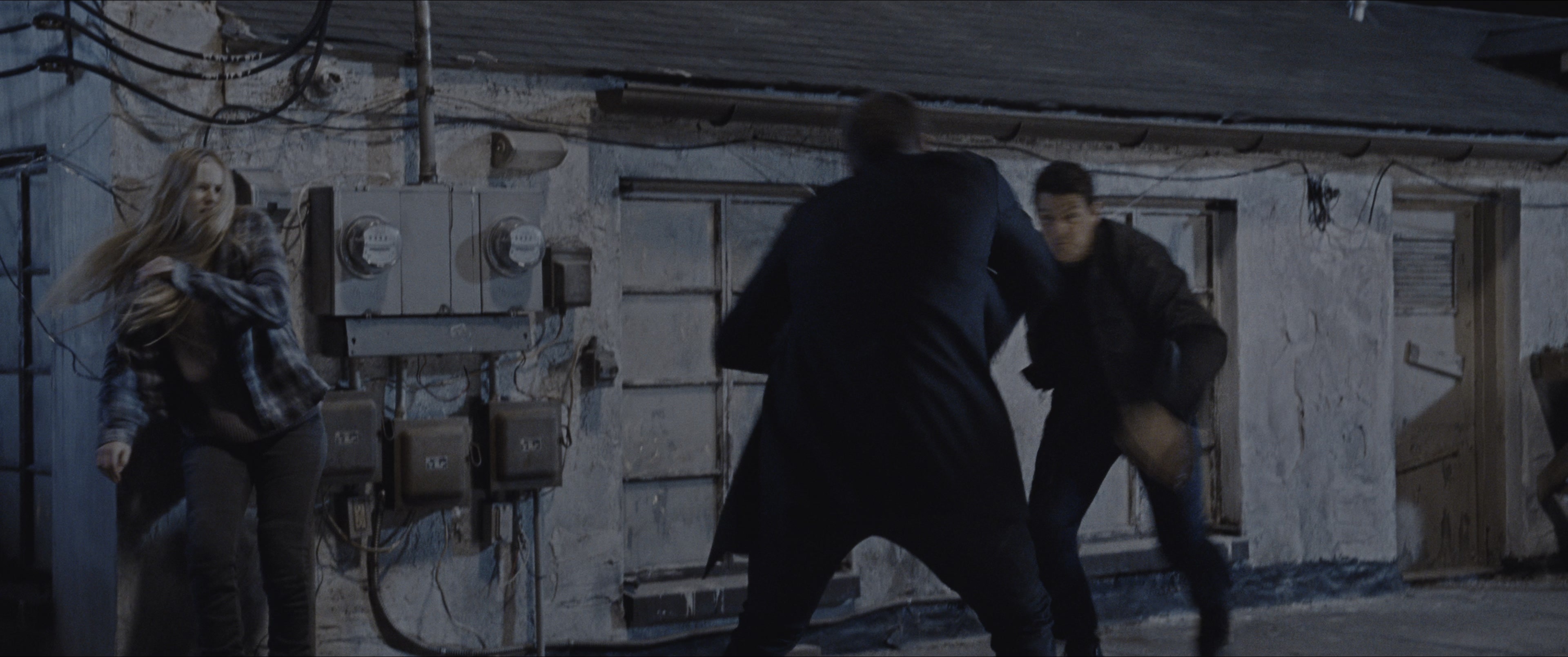 Jack Reacher: Never Go Back (2016), medium, 2.39:1 — film still