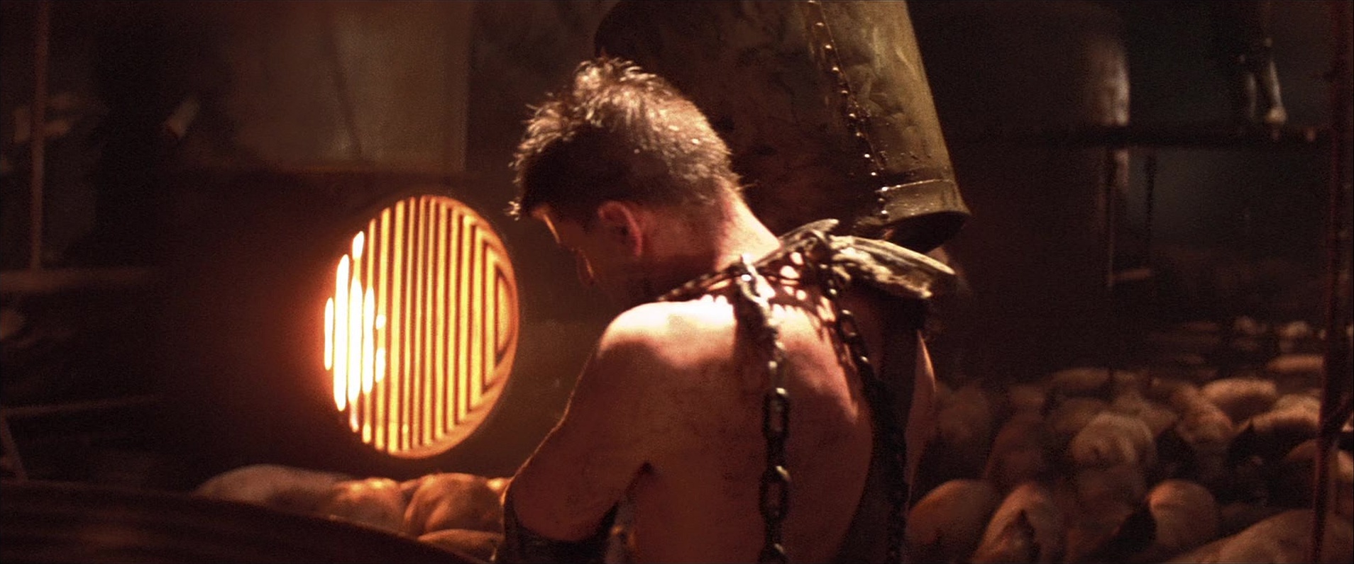 Mad Max Beyond Thunderdome (1985), wide, 2.40:1 — film still