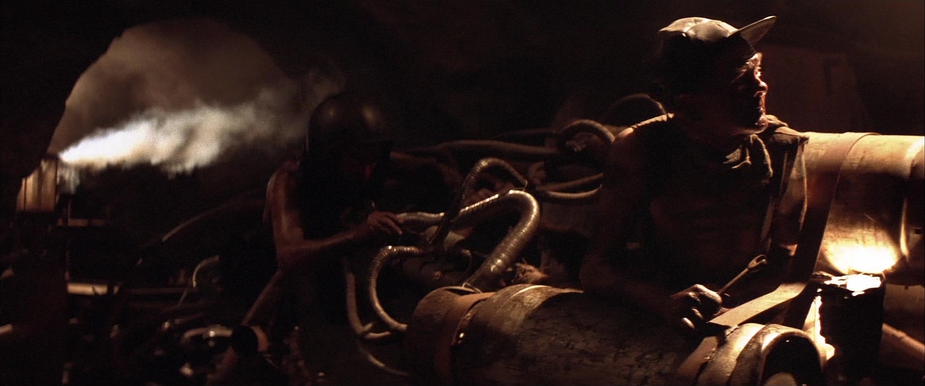 Mad Max Beyond Thunderdome (1985), wide, 2.40:1 — film still
