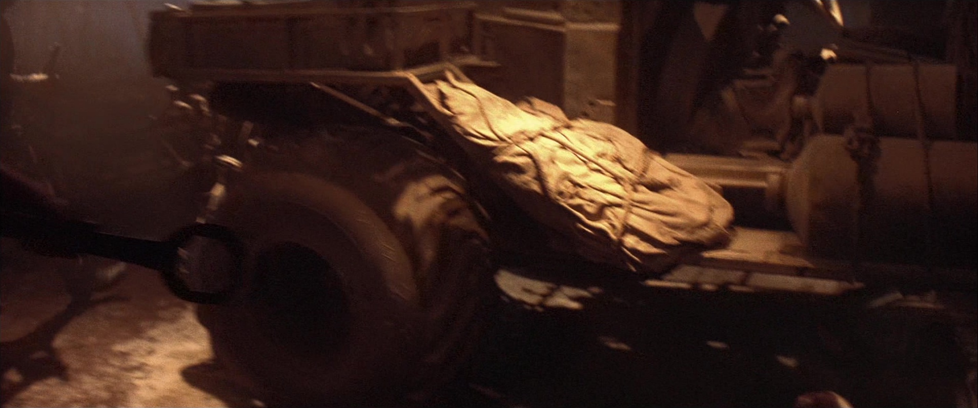Mad Max Beyond Thunderdome (1985), wide, 2.40:1 — film still