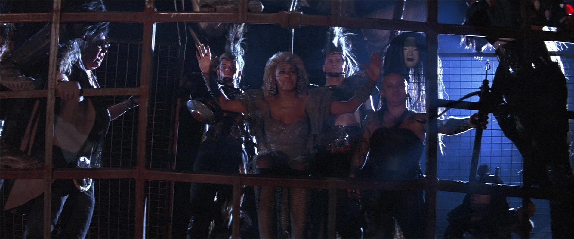 Mad Max Beyond Thunderdome (1985), wide, 2.40:1 — film still