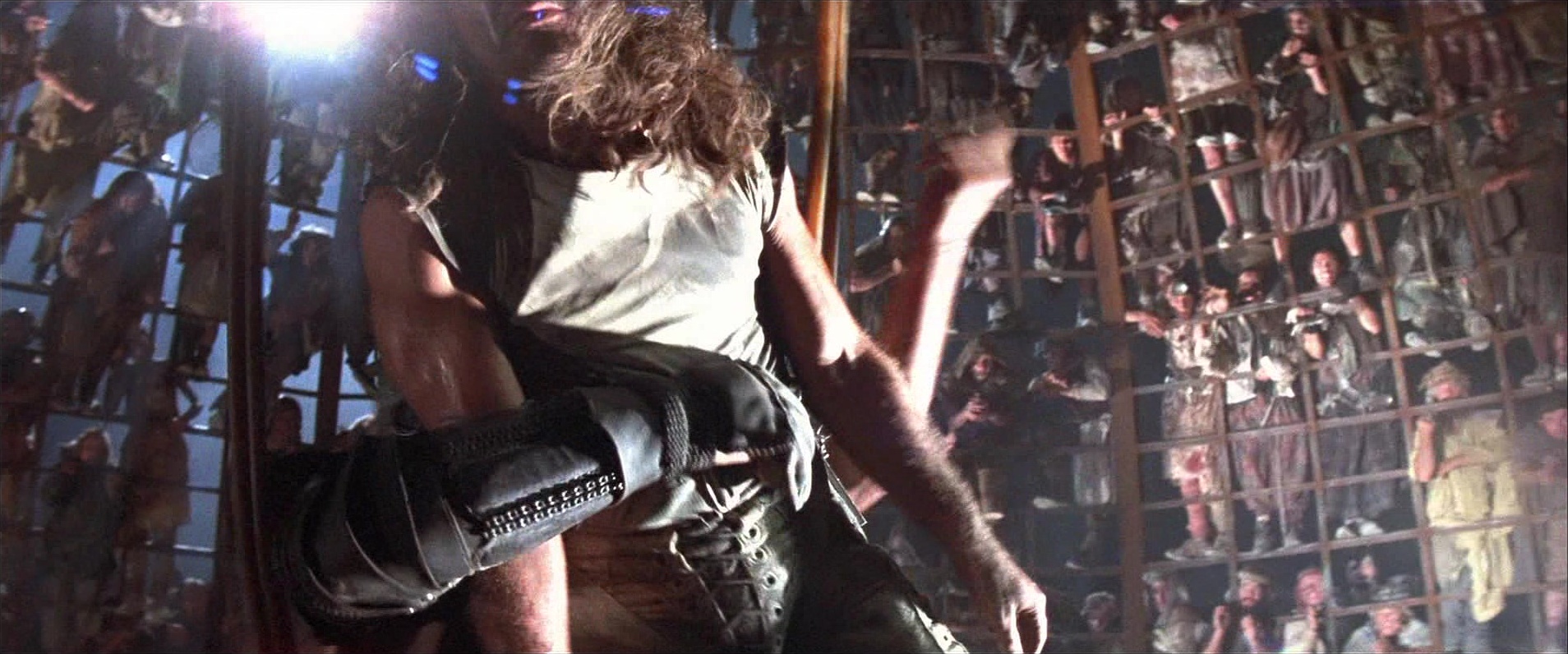 Mad Max Beyond Thunderdome (1985), wide, 2.40:1 — film still