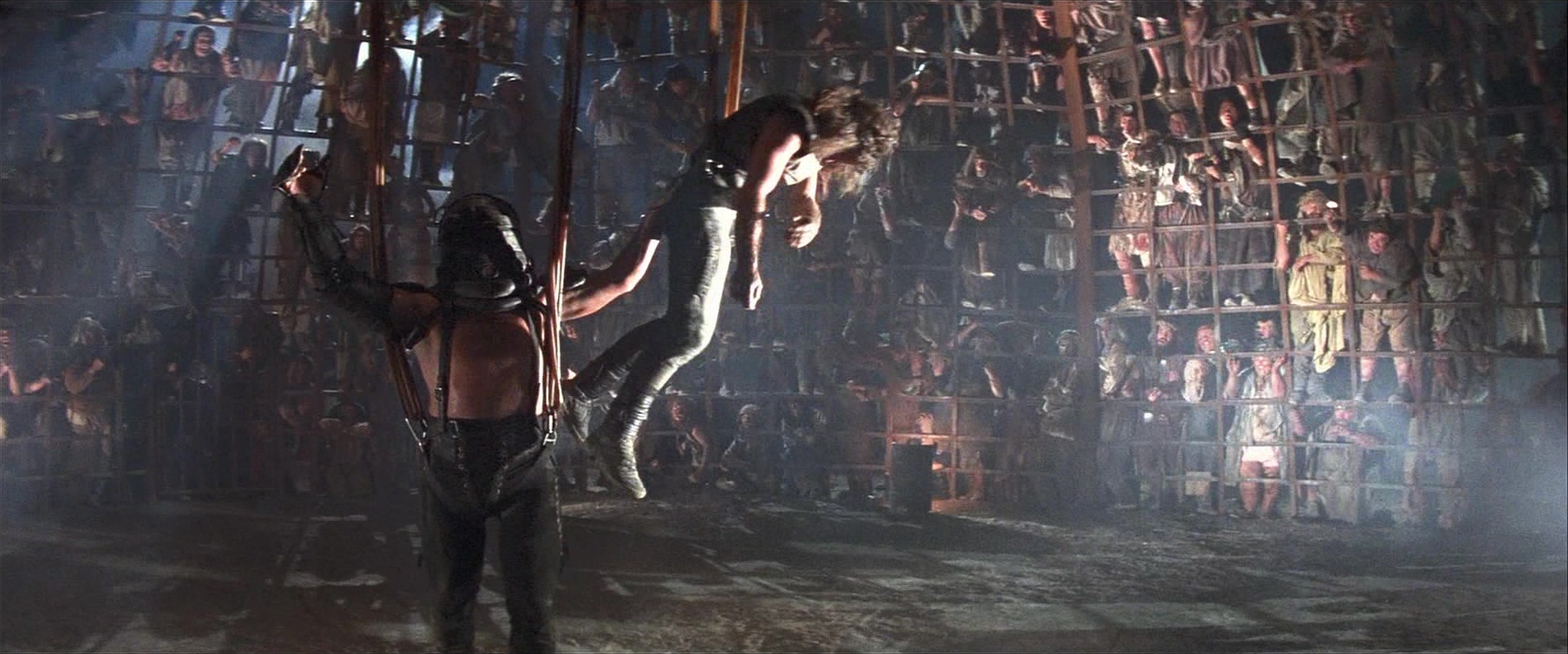 Mad Max Beyond Thunderdome (1985), wide, 2.40:1 — film still