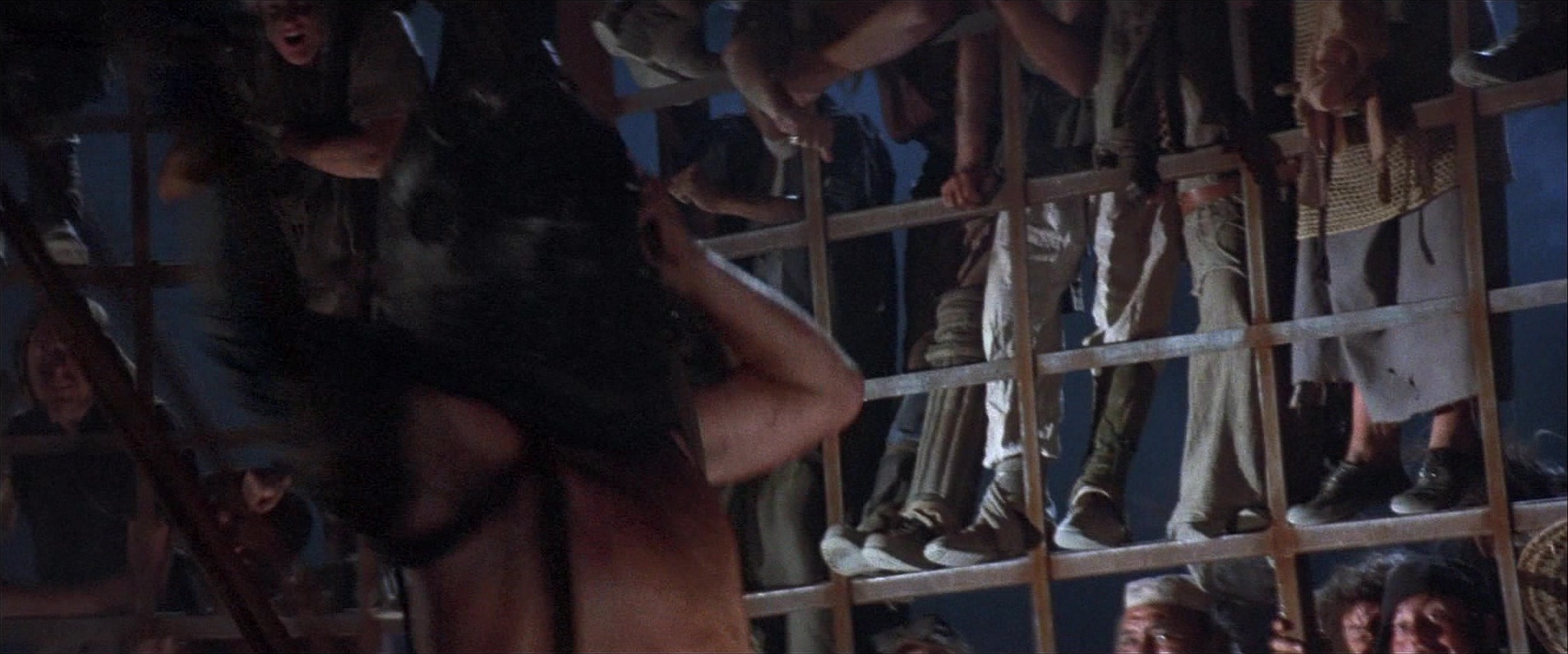 Mad Max Beyond Thunderdome (1985), wide, 2.40:1 — film still