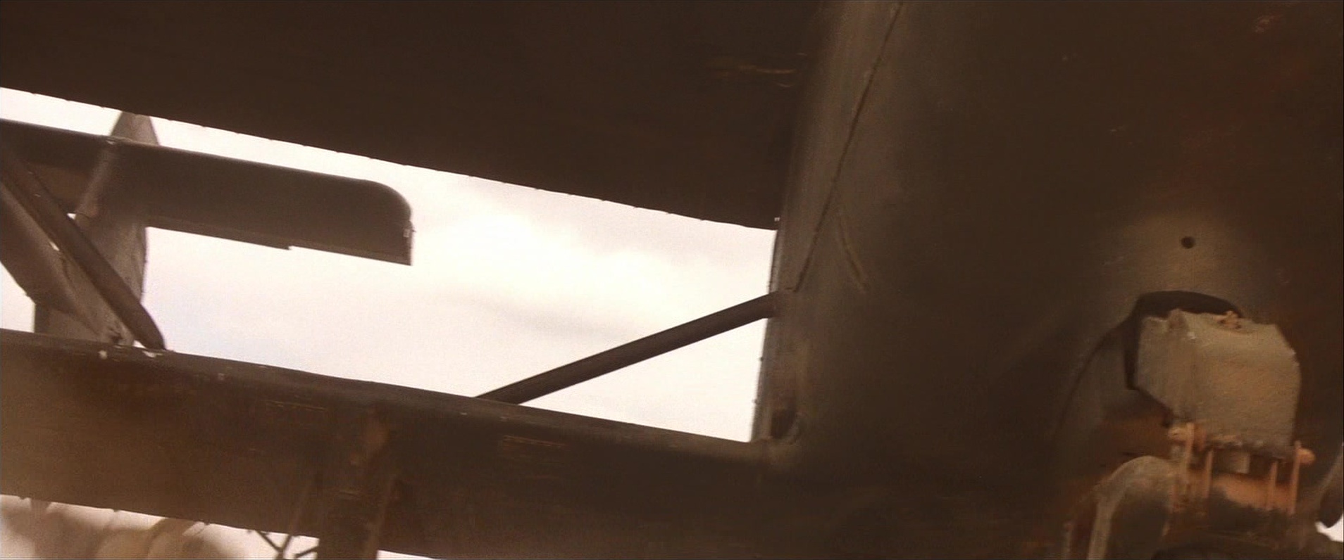 Mad Max Beyond Thunderdome (1985), medium, 2.40:1 — film still