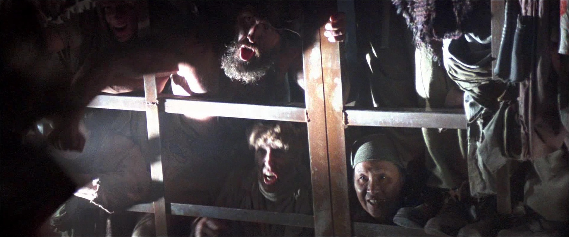Mad Max Beyond Thunderdome (1985), wide, 2.40:1 — film still