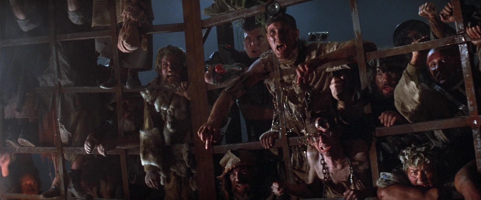 Mad Max Beyond Thunderdome (1985), wide, 2.40:1 — film still