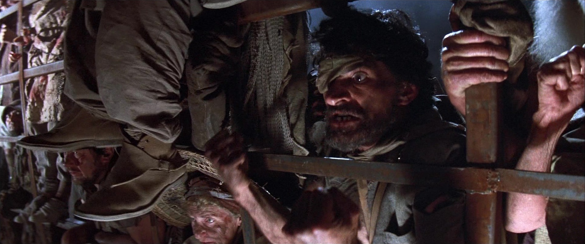 Mad Max Beyond Thunderdome (1985), wide, 2.40:1 — film still