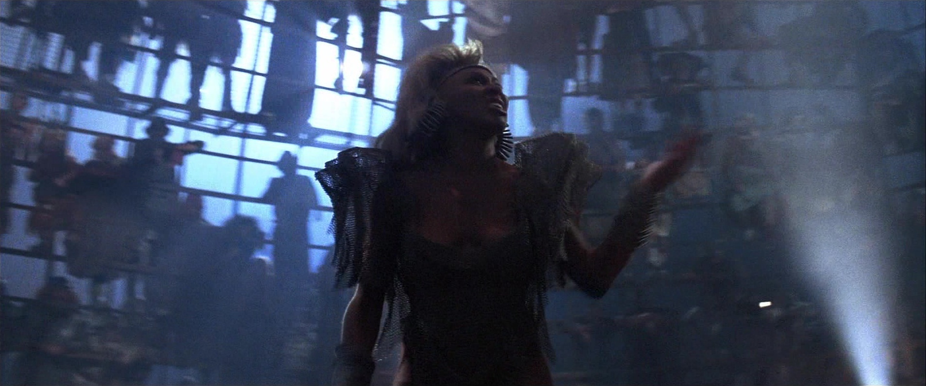 Mad Max Beyond Thunderdome (1985), wide, 2.40:1 — film still