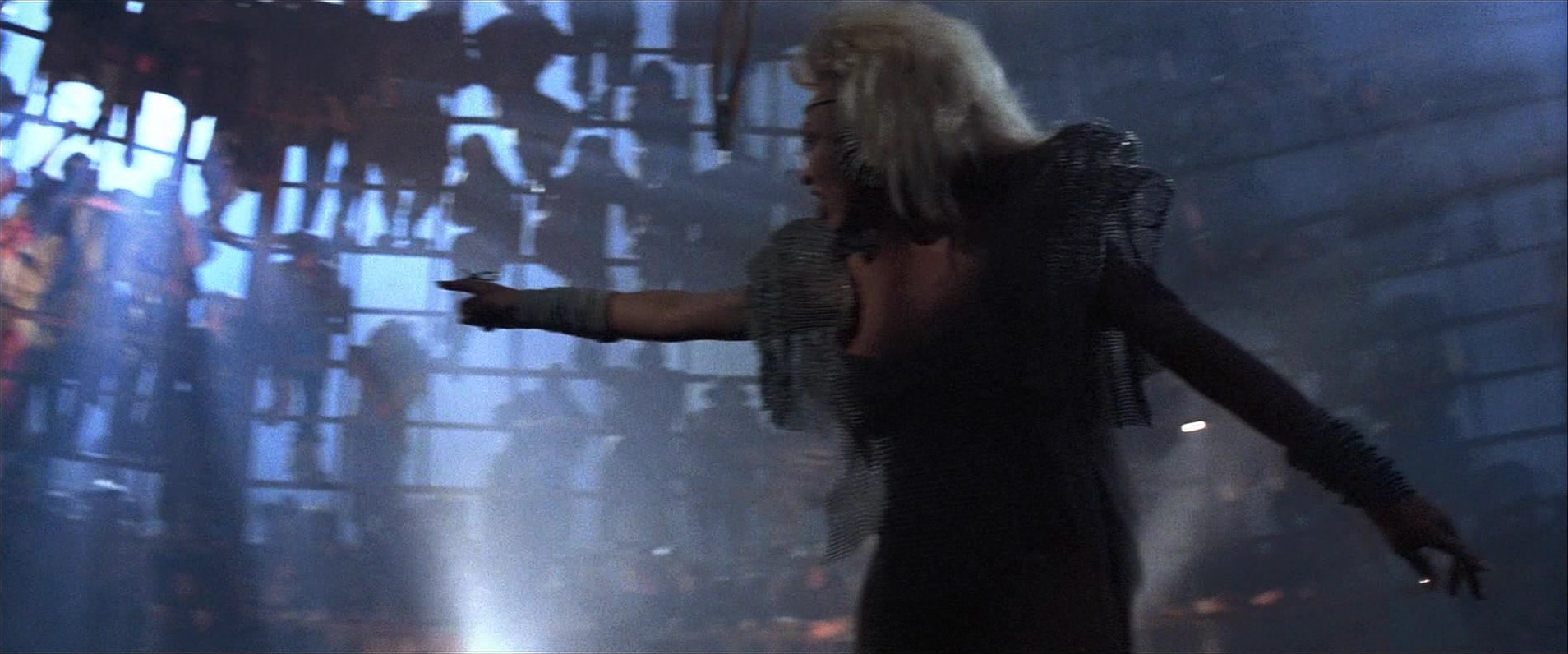 Mad Max Beyond Thunderdome (1985), wide, 2.40:1 — film still