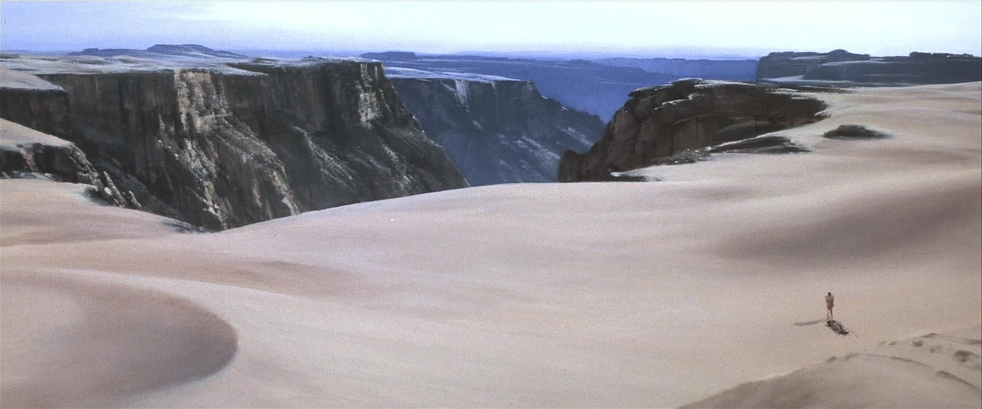 Mad Max Beyond Thunderdome (1985), unknown, 2.40:1 — film still