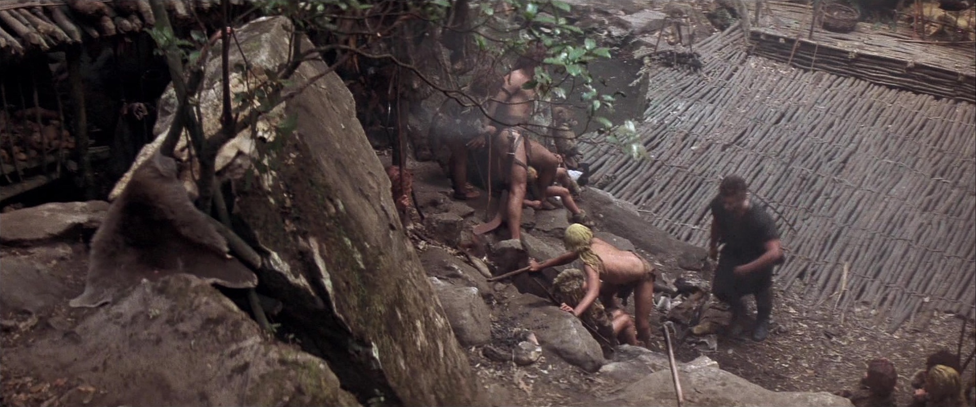 Mad Max Beyond Thunderdome (1985), wide, 2.40:1 — film still