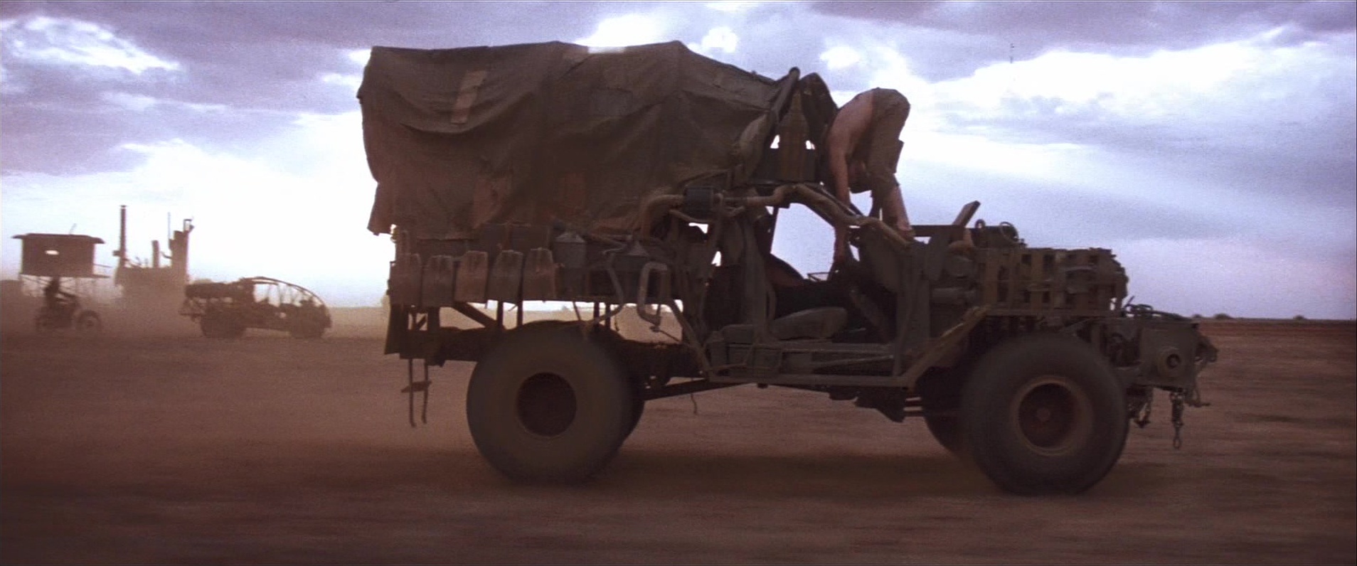 Mad Max Beyond Thunderdome (1985), wide, 2.40:1 — film still