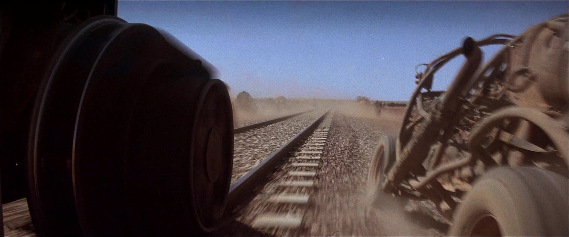 Mad Max Beyond Thunderdome (1985), wide, 2.40:1 — film still