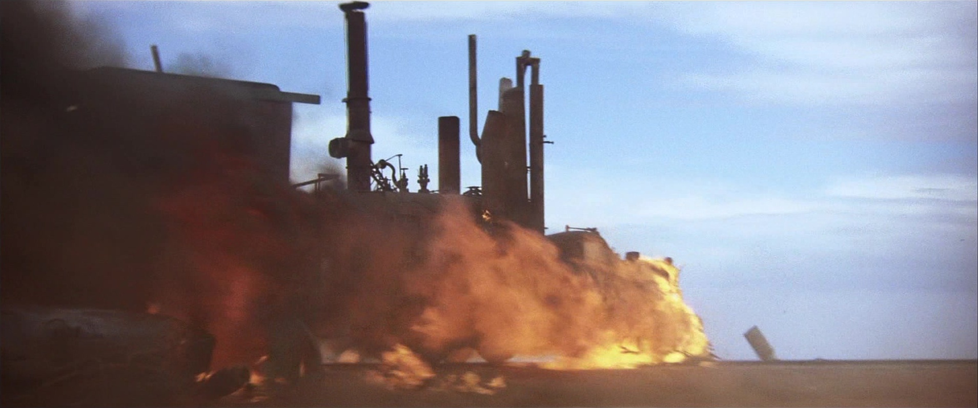 Mad Max Beyond Thunderdome (1985), unknown, 2.40:1 — film still