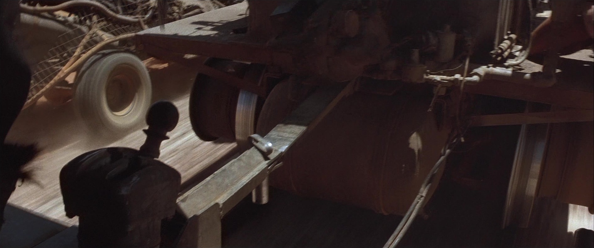 Mad Max Beyond Thunderdome (1985), wide, 2.40:1 — film still