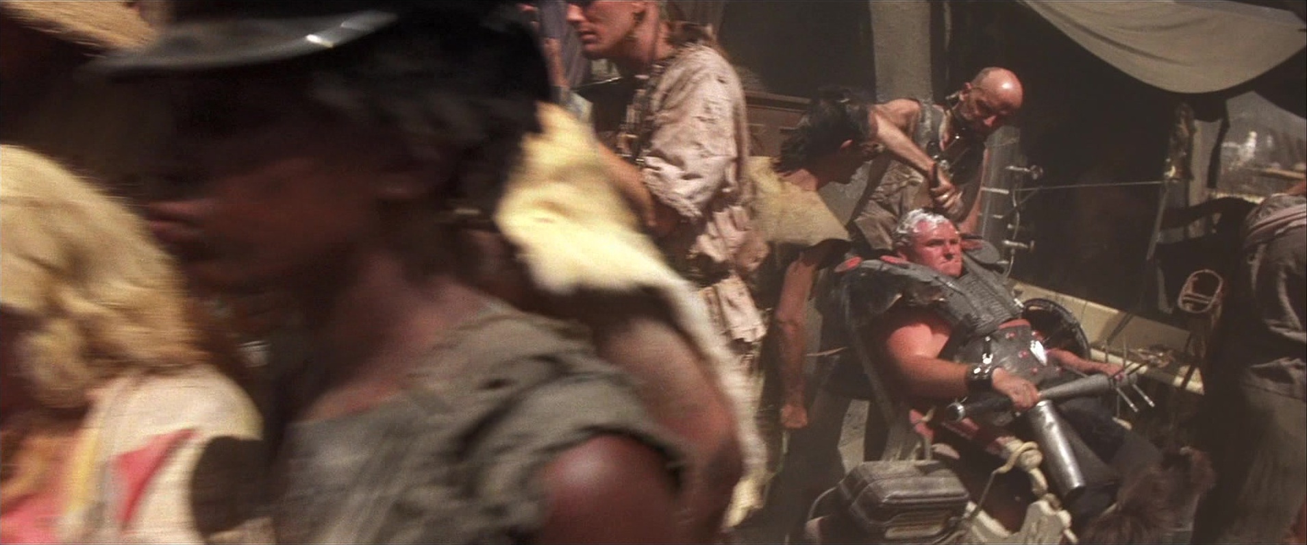 Mad Max Beyond Thunderdome (1985), wide, 2.40:1 — film still