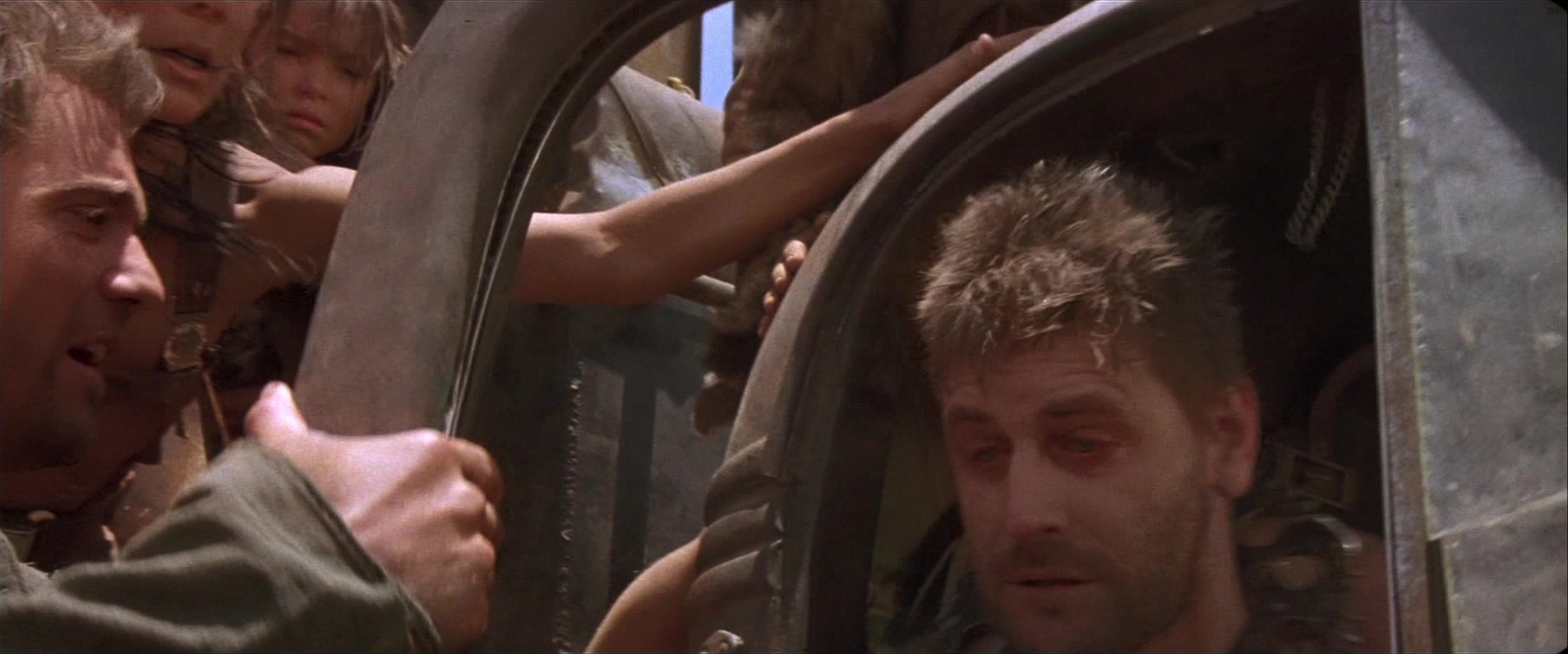 Mad Max Beyond Thunderdome (1985), medium, 2.40:1 — film still