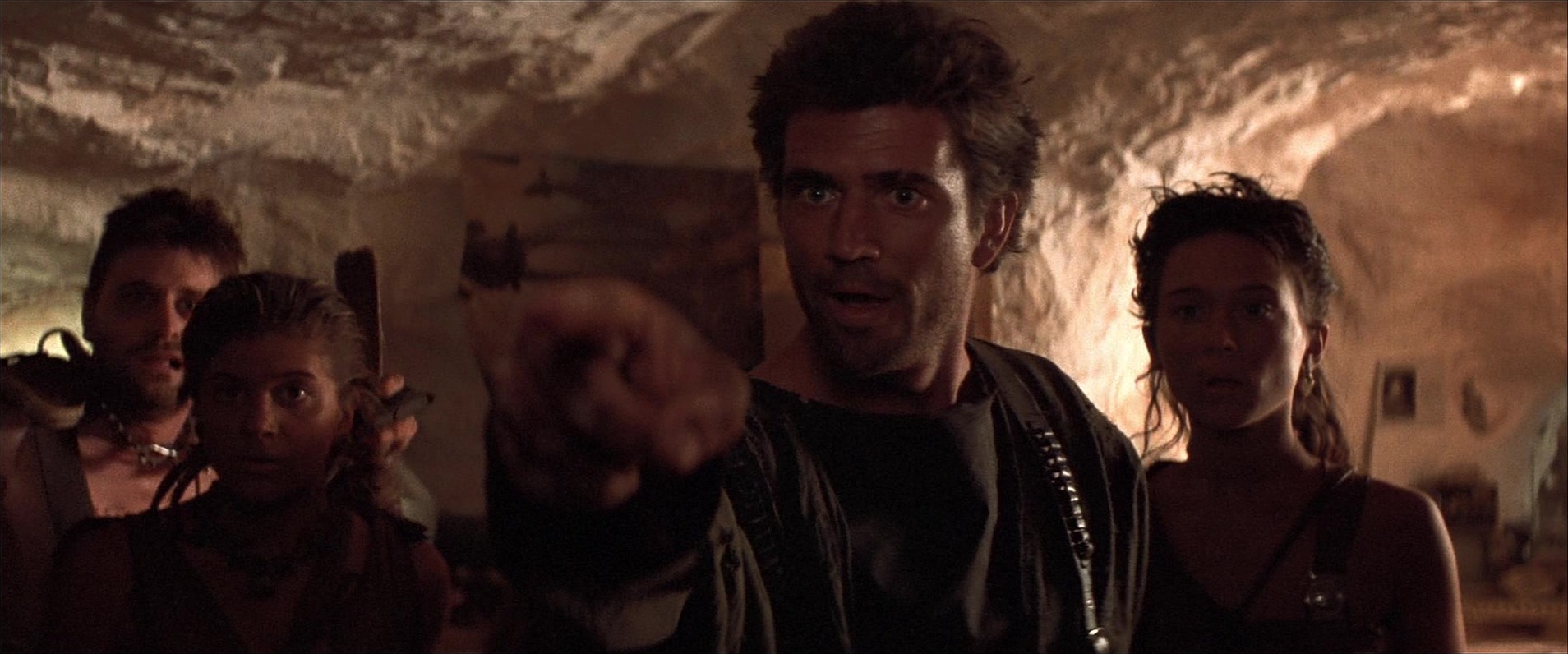 Mad Max Beyond Thunderdome (1985), wide, 2.40:1 — film still