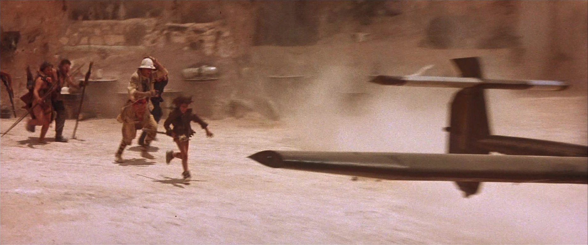 Mad Max Beyond Thunderdome (1985), wide, 2.40:1 — film still