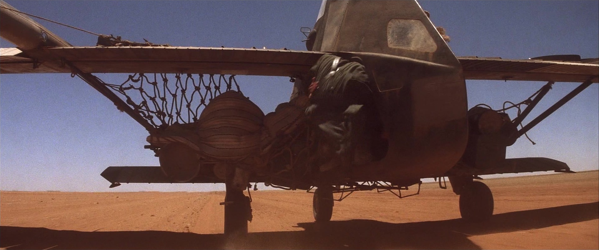Mad Max Beyond Thunderdome (1985), wide, 2.40:1 — film still