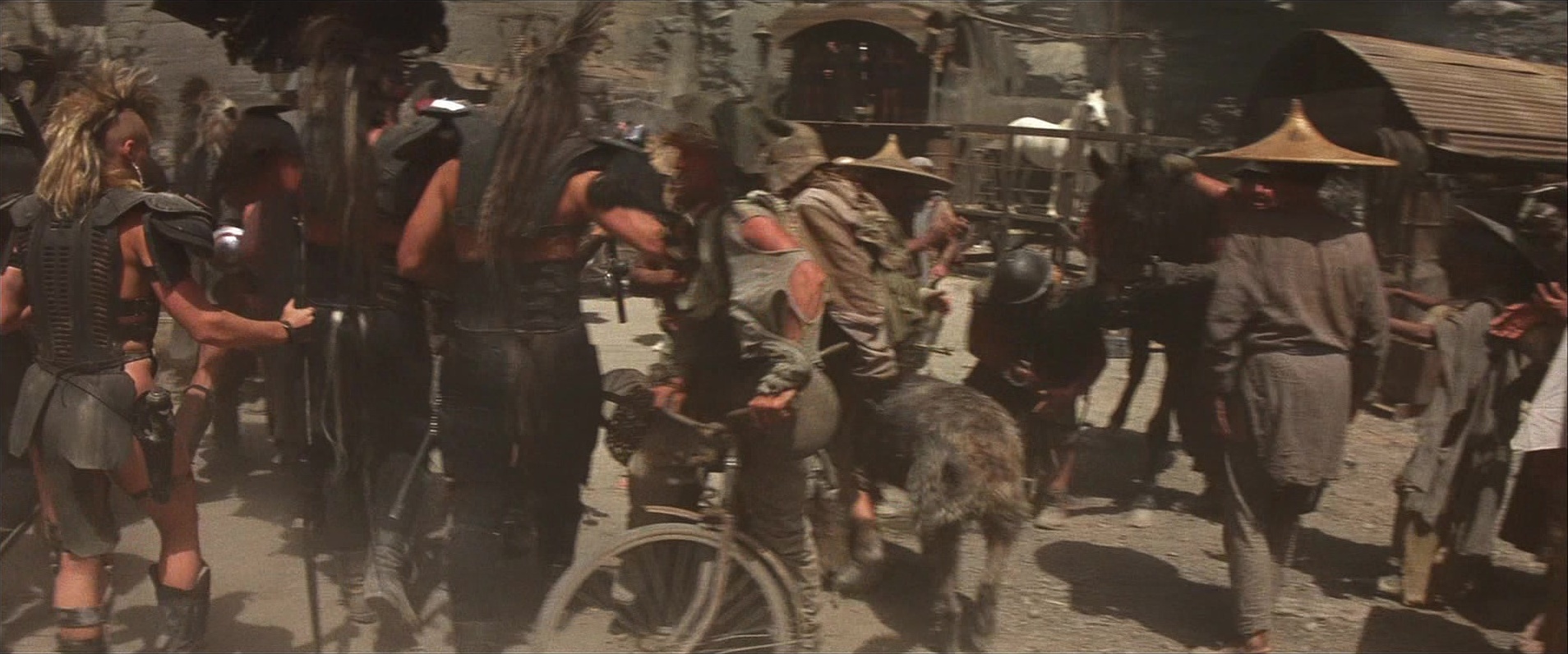 Mad Max Beyond Thunderdome (1985), wide, 2.40:1 — film still