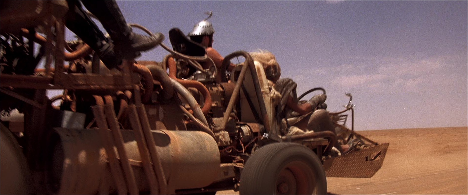 Mad Max Beyond Thunderdome (1985), wide, 2.40:1 — film still